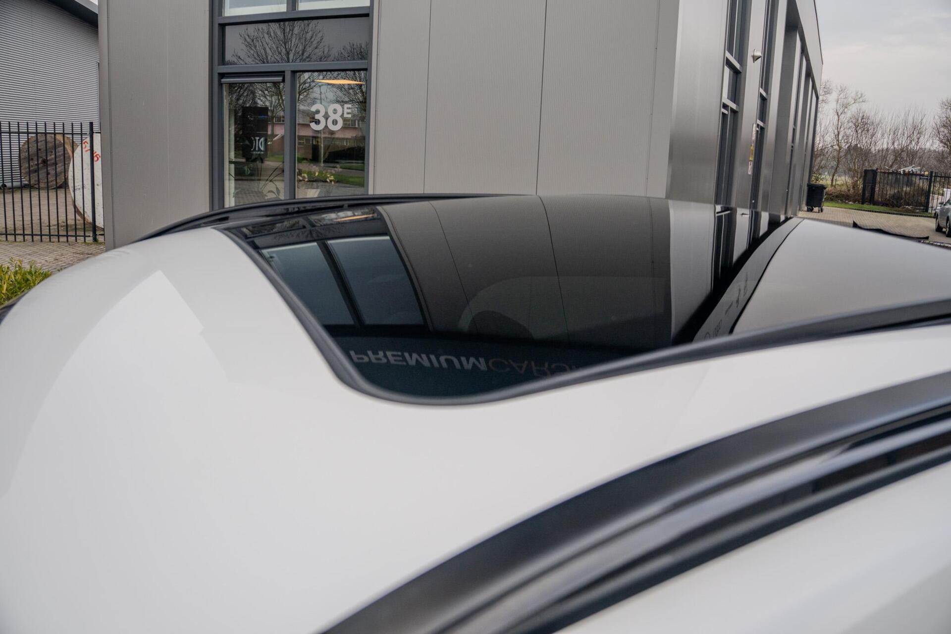 Foto van BMW X1 Xdrive25e