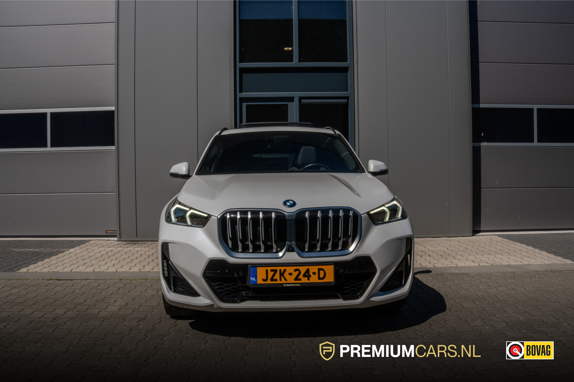 Foto van BMW X1 Xdrive25e