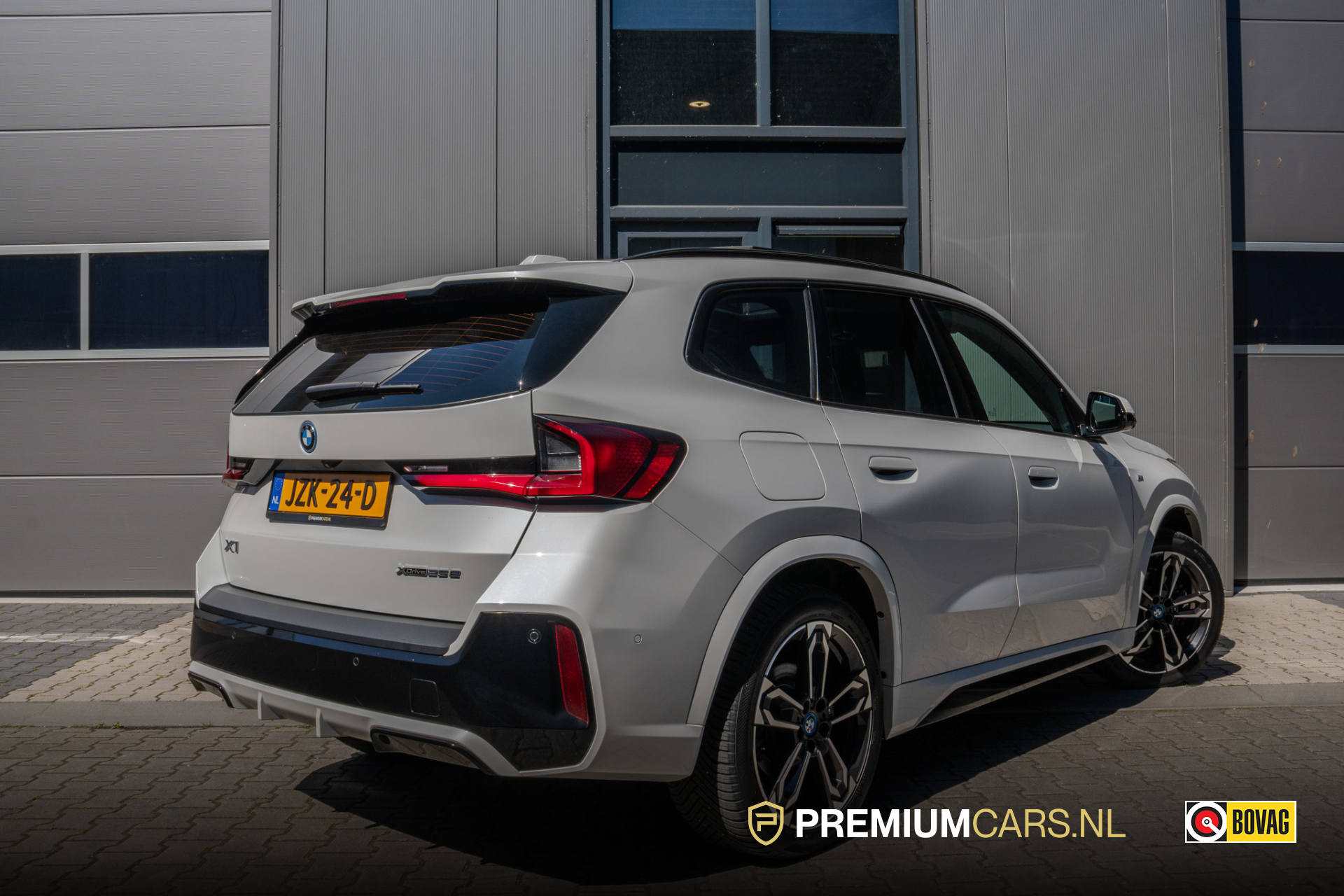Foto van BMW X1 Xdrive25e