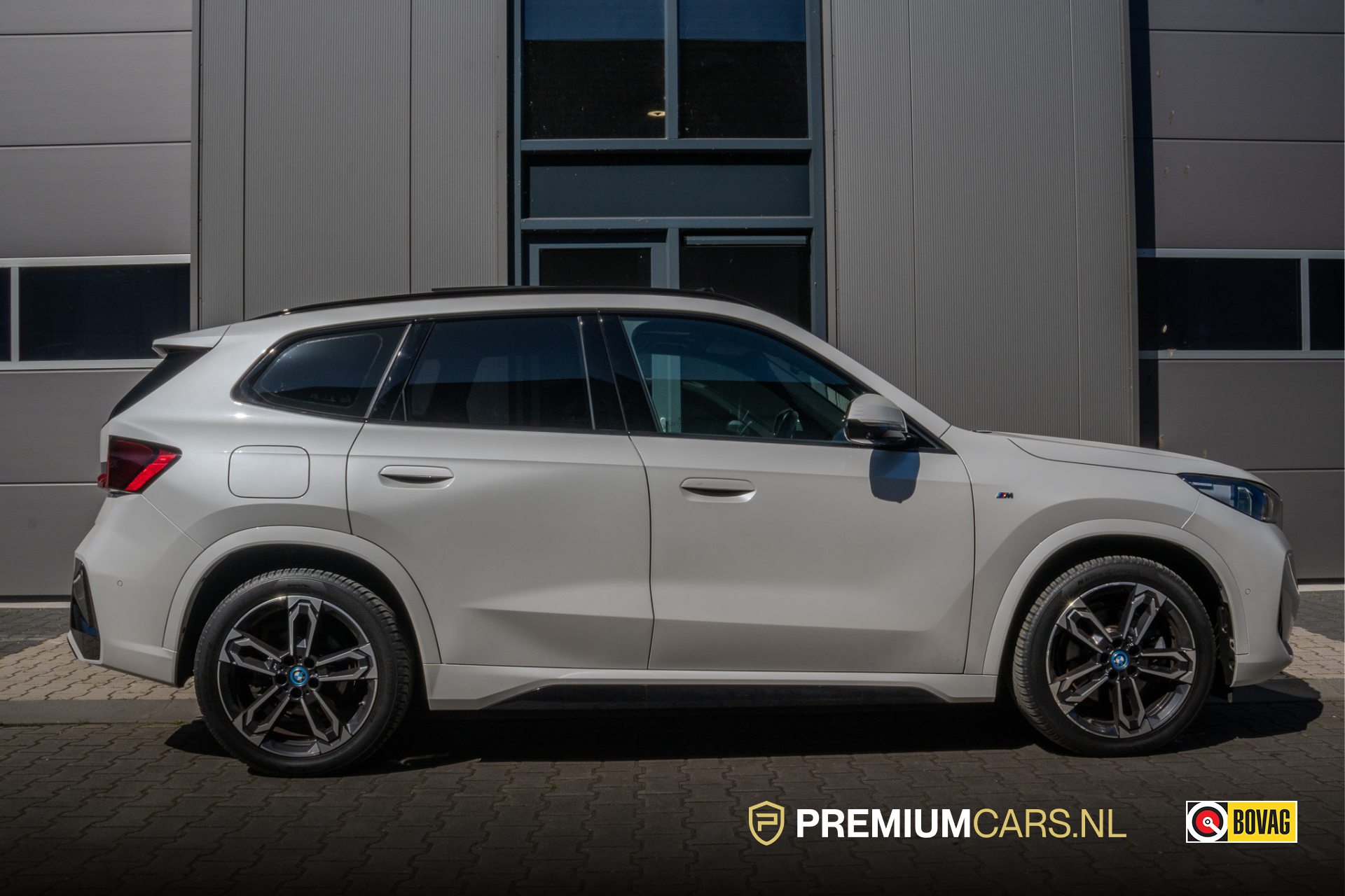 Foto van BMW X1 Xdrive25e