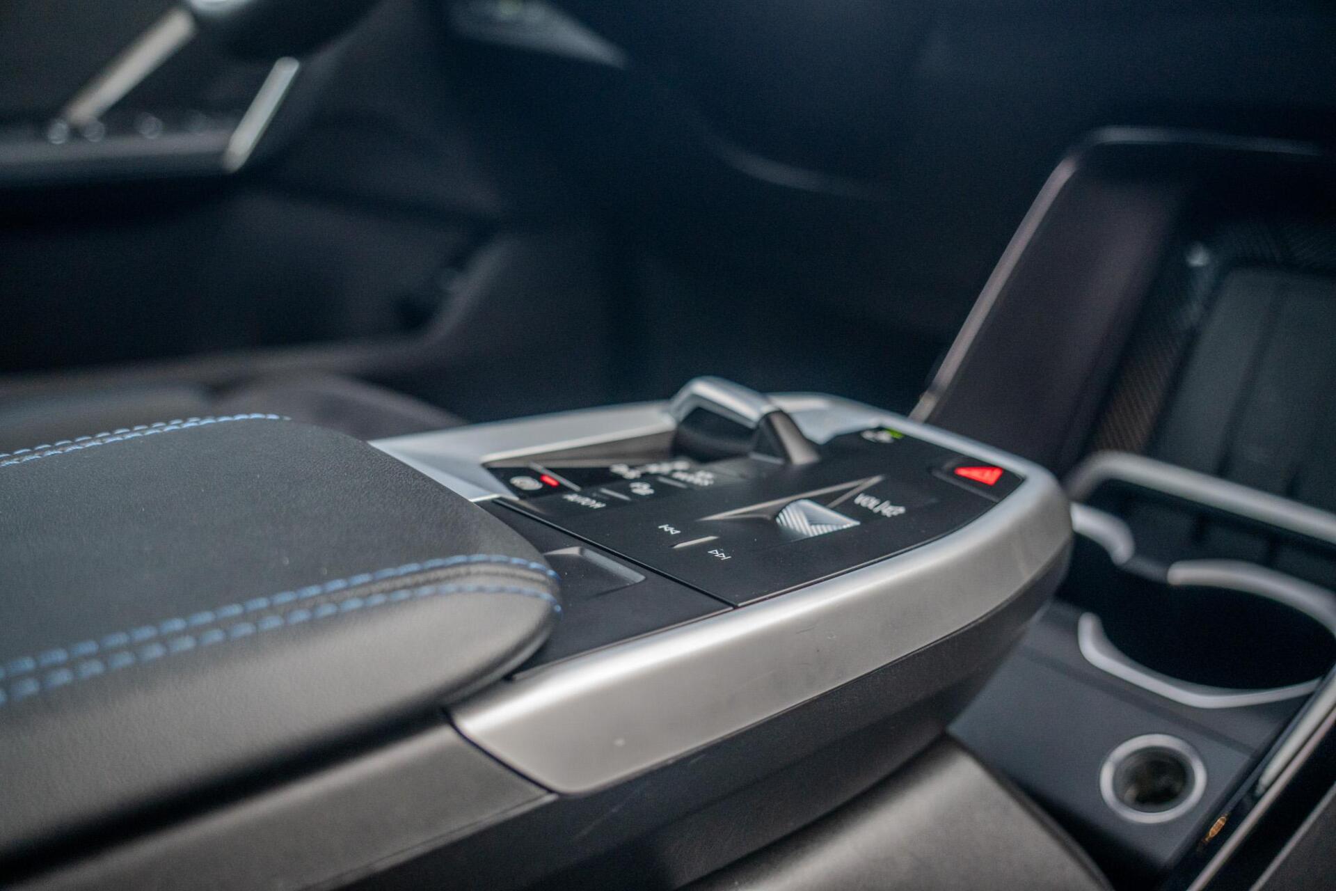 Foto van BMW X1 Xdrive25e