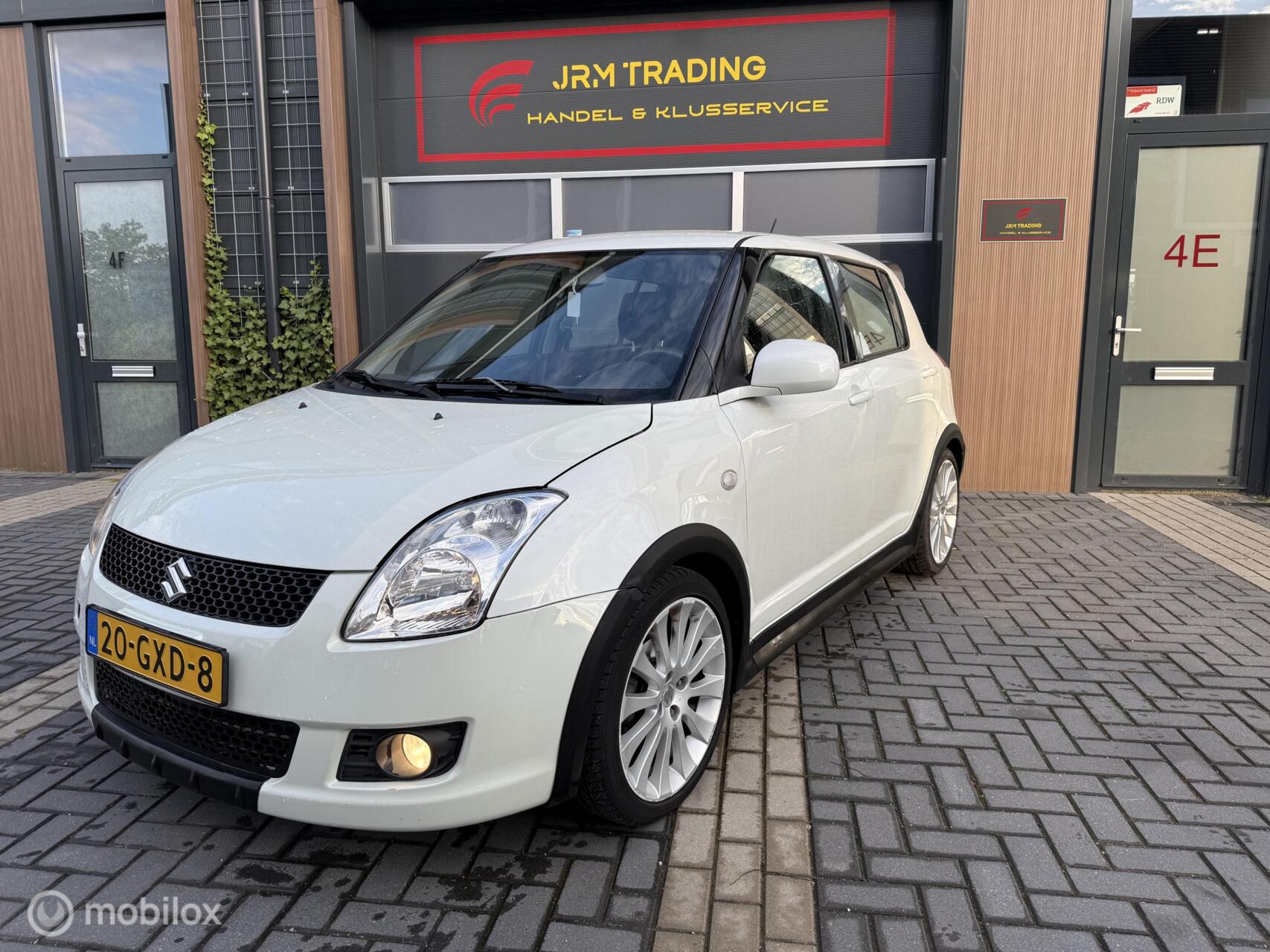 Foto van SUZUKI SWIFT