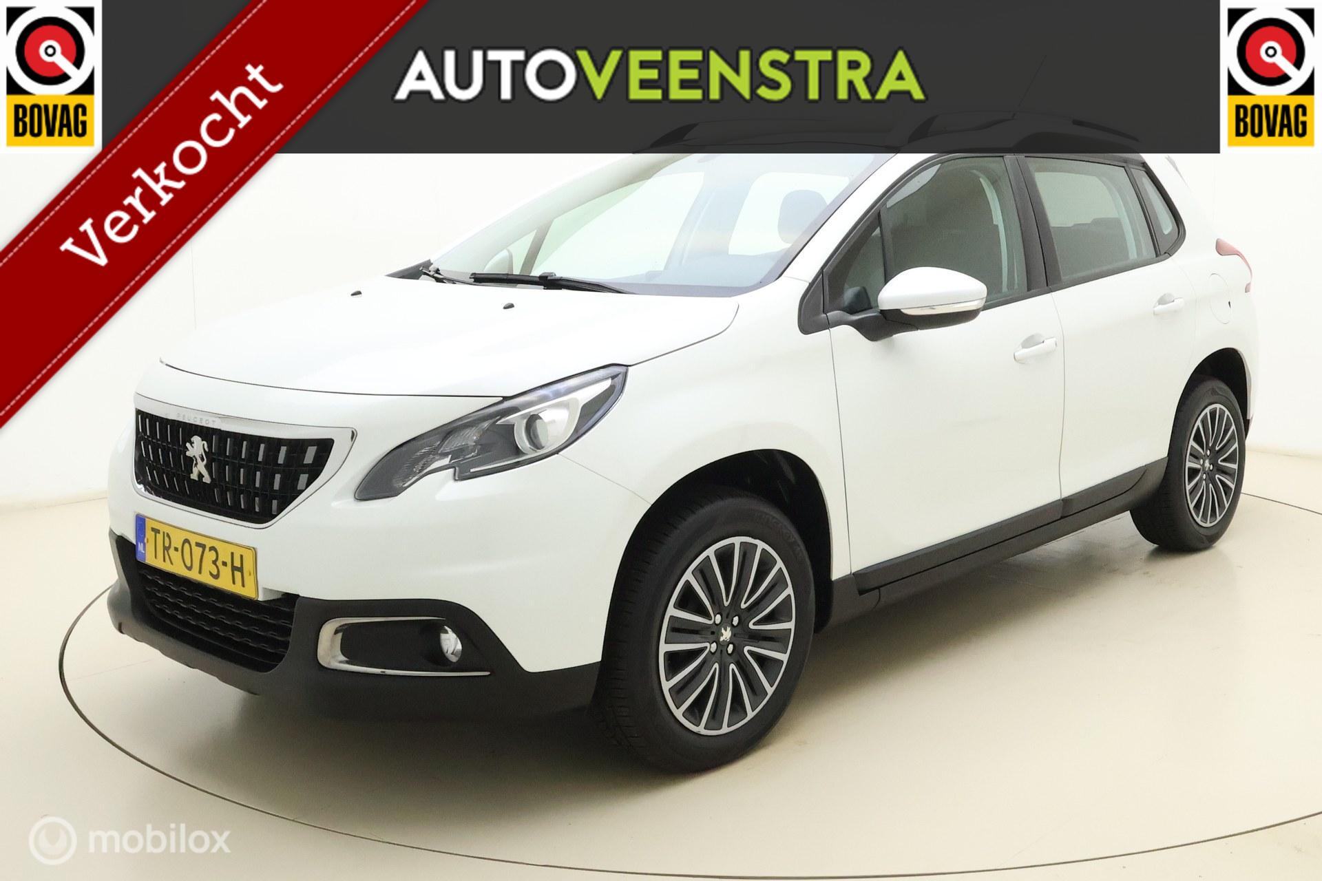 Peugeot 2008 1.2 PureTech Allure|LUXE|PANO|CAMERA|CARPLAY 2018 - voorkant