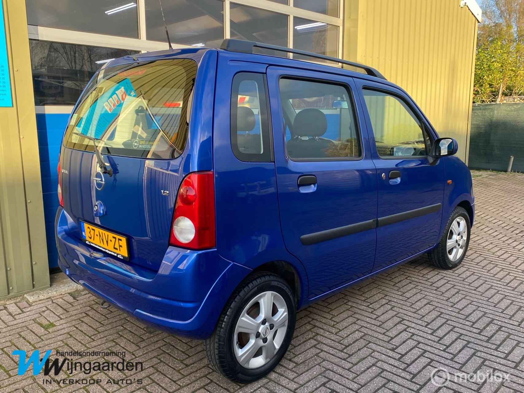 Foto van Opel Agila