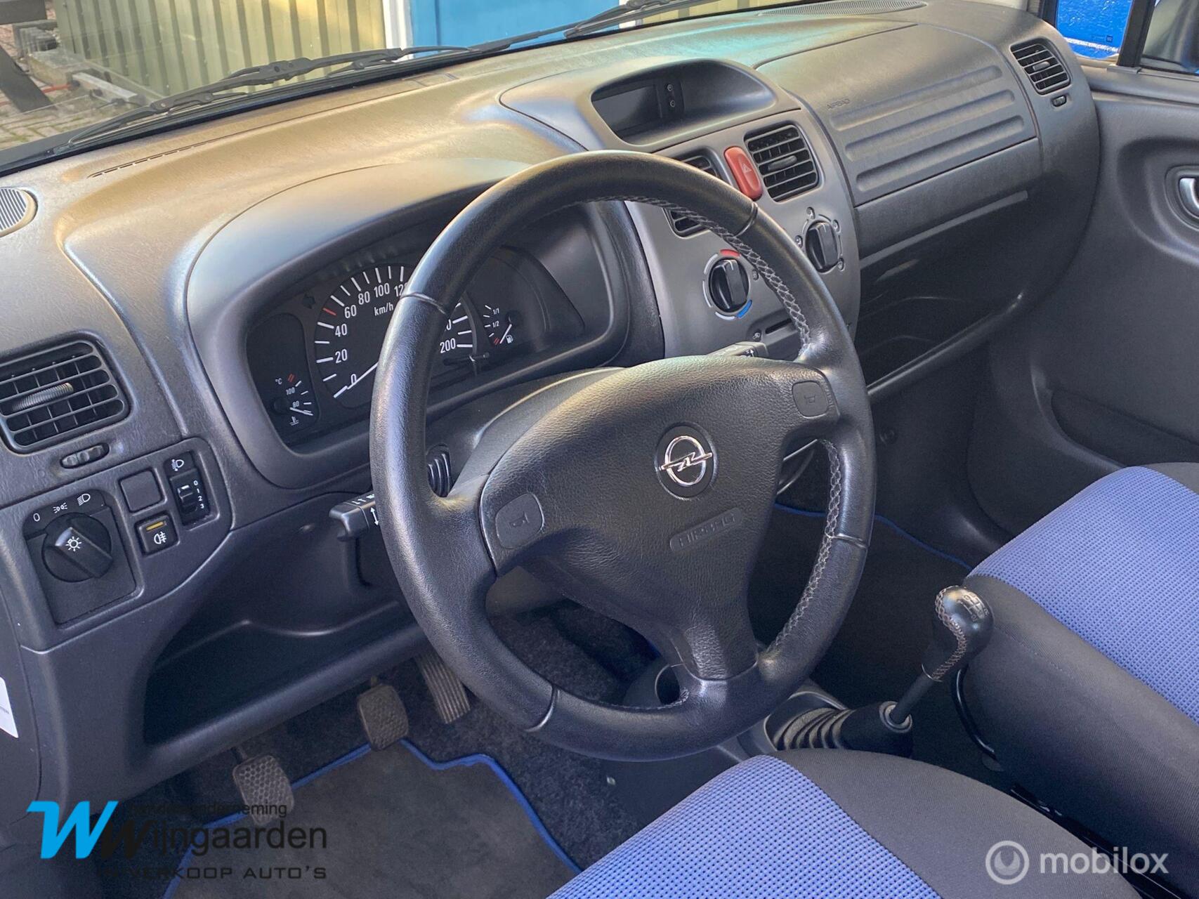 Foto van Opel Agila