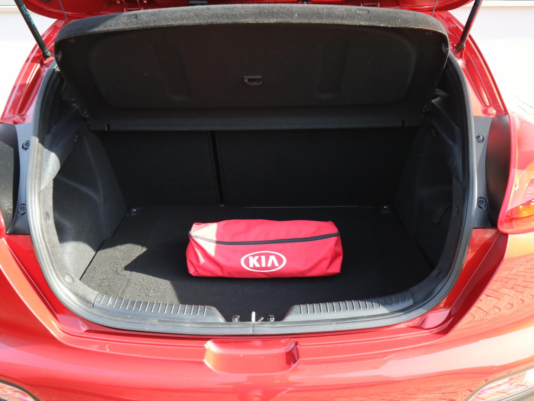 Foto van Kia Cee D