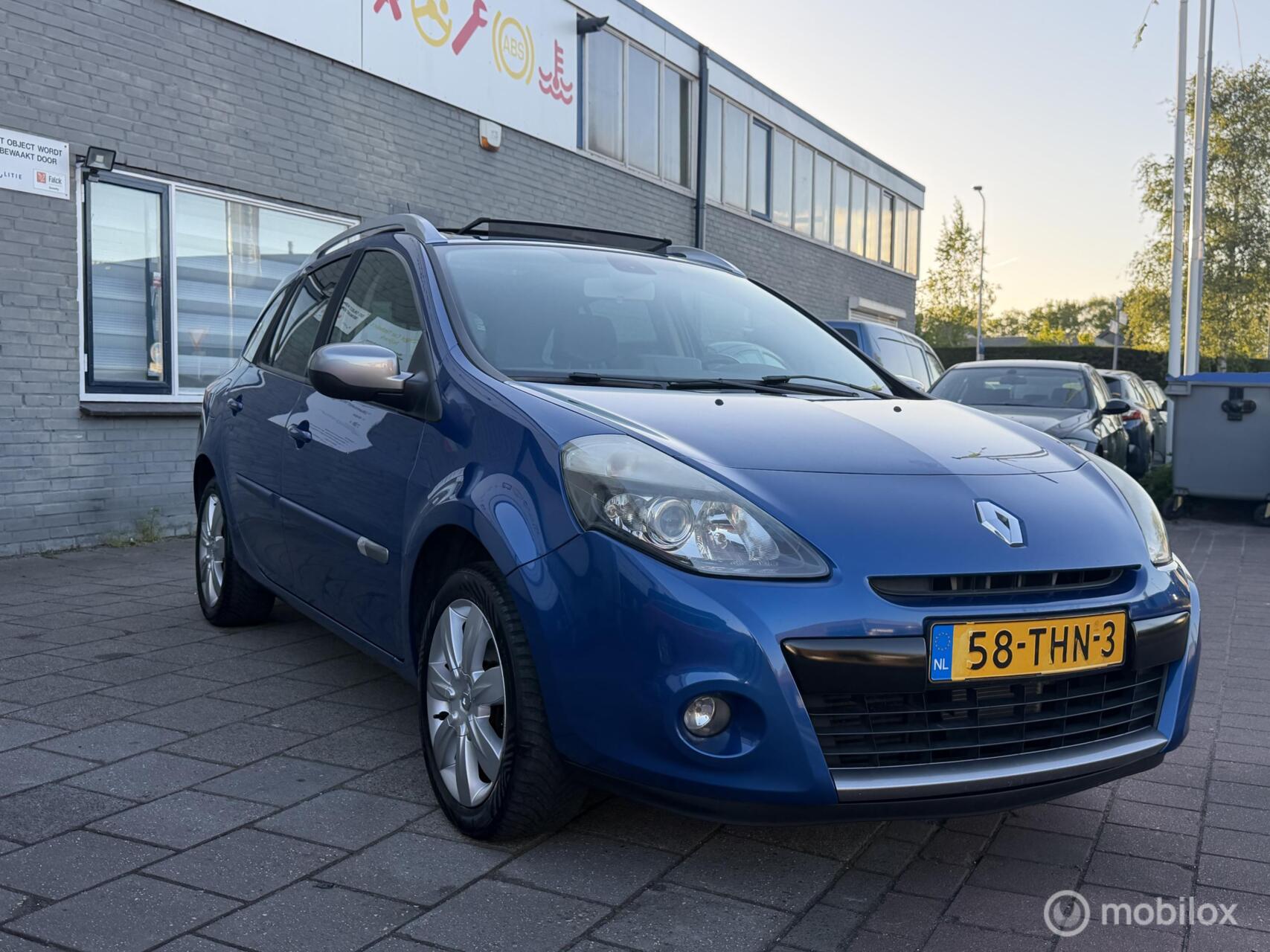 Foto van RENAULT CLIO