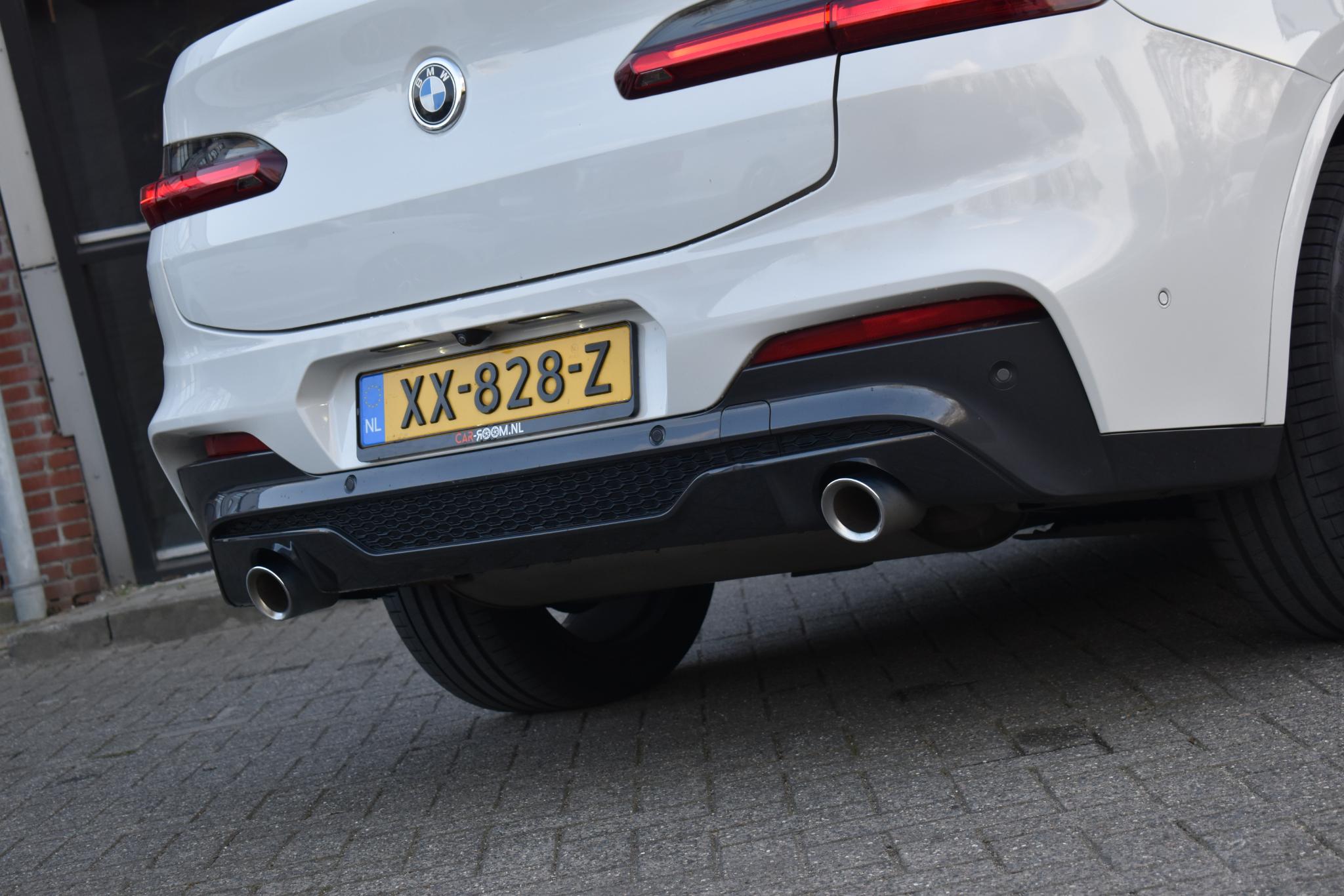 Foto van BMW X4 Xdrive20i