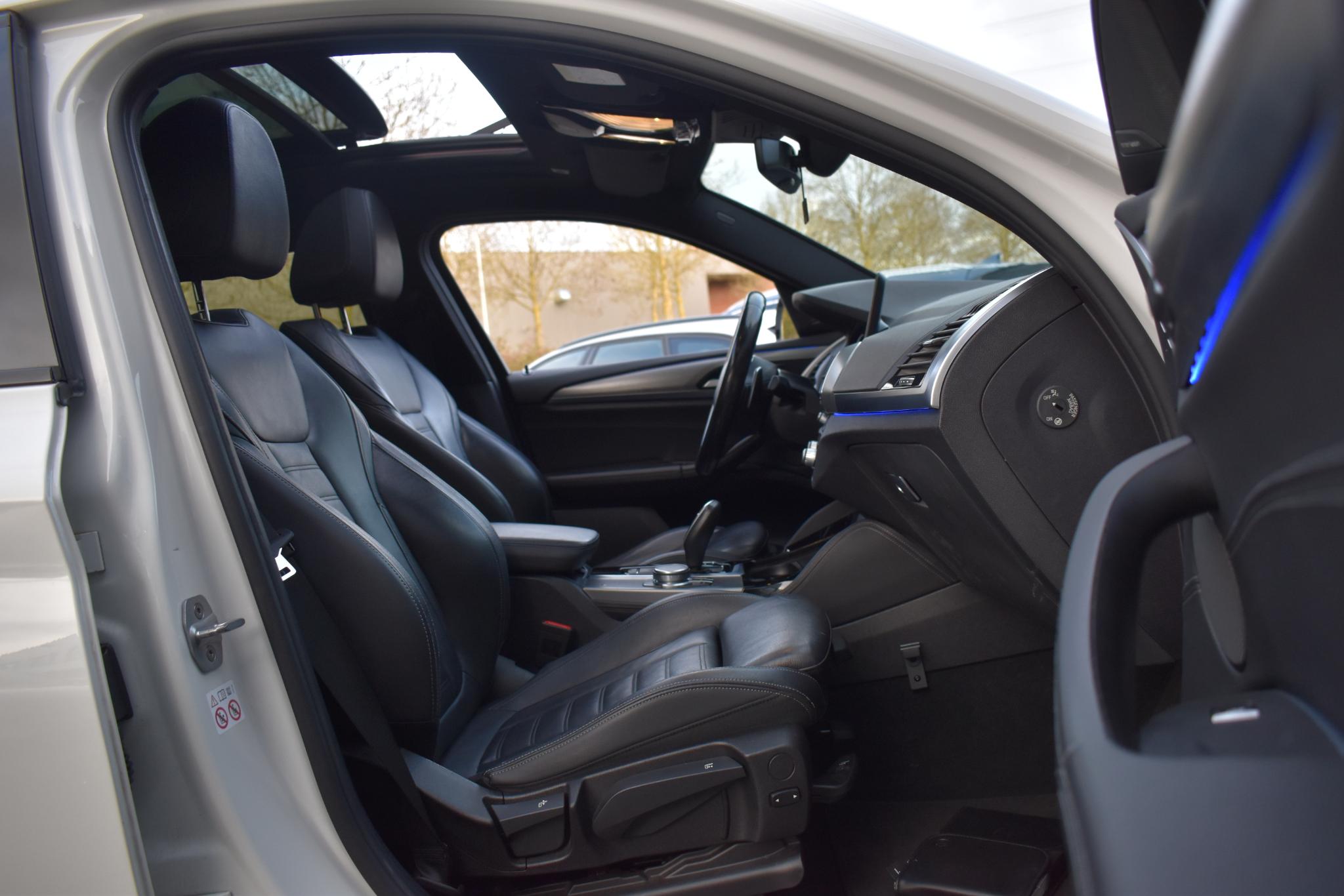 Foto van BMW X4 Xdrive20i