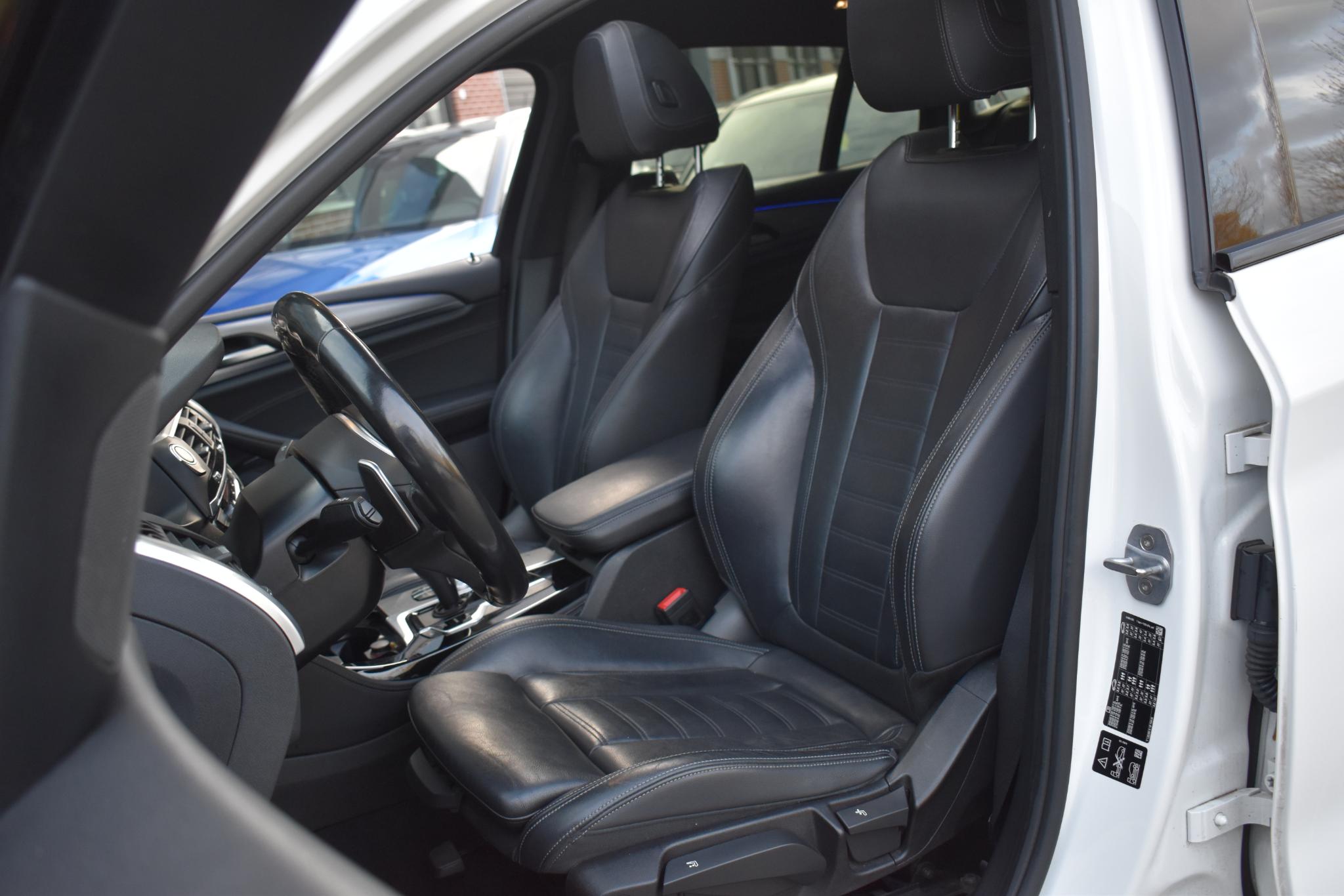 Foto van BMW X4 Xdrive20i