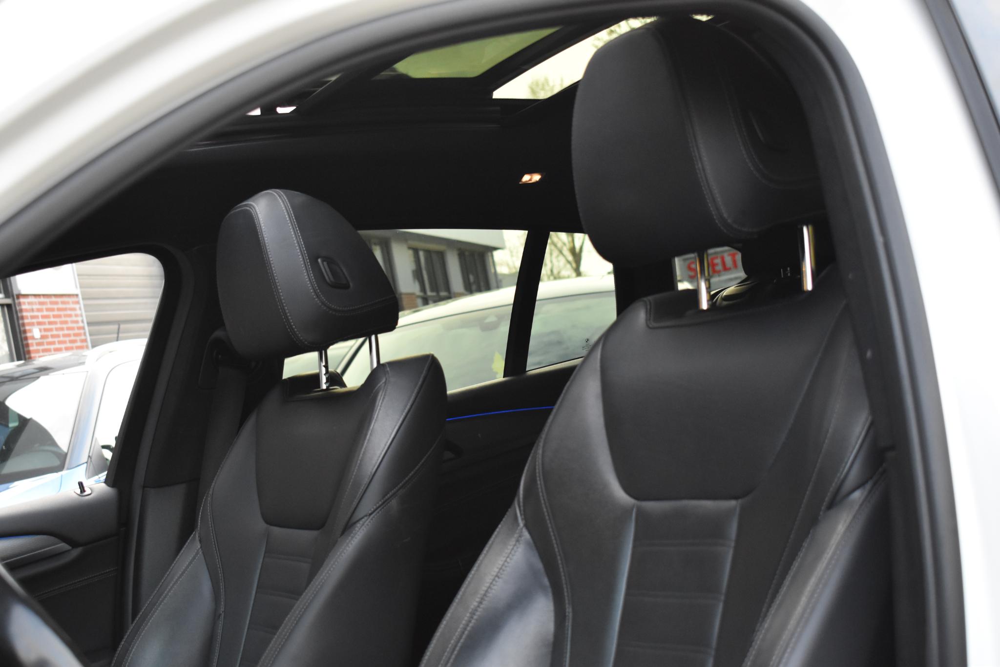 Foto van BMW X4 Xdrive20i