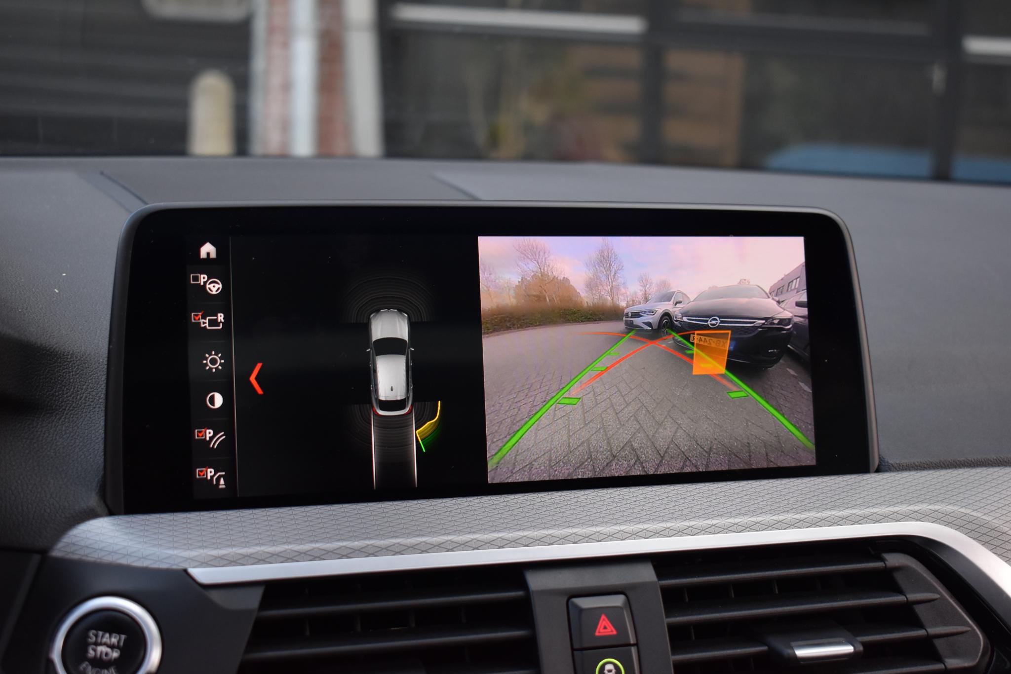 Foto van BMW X4 Xdrive20i