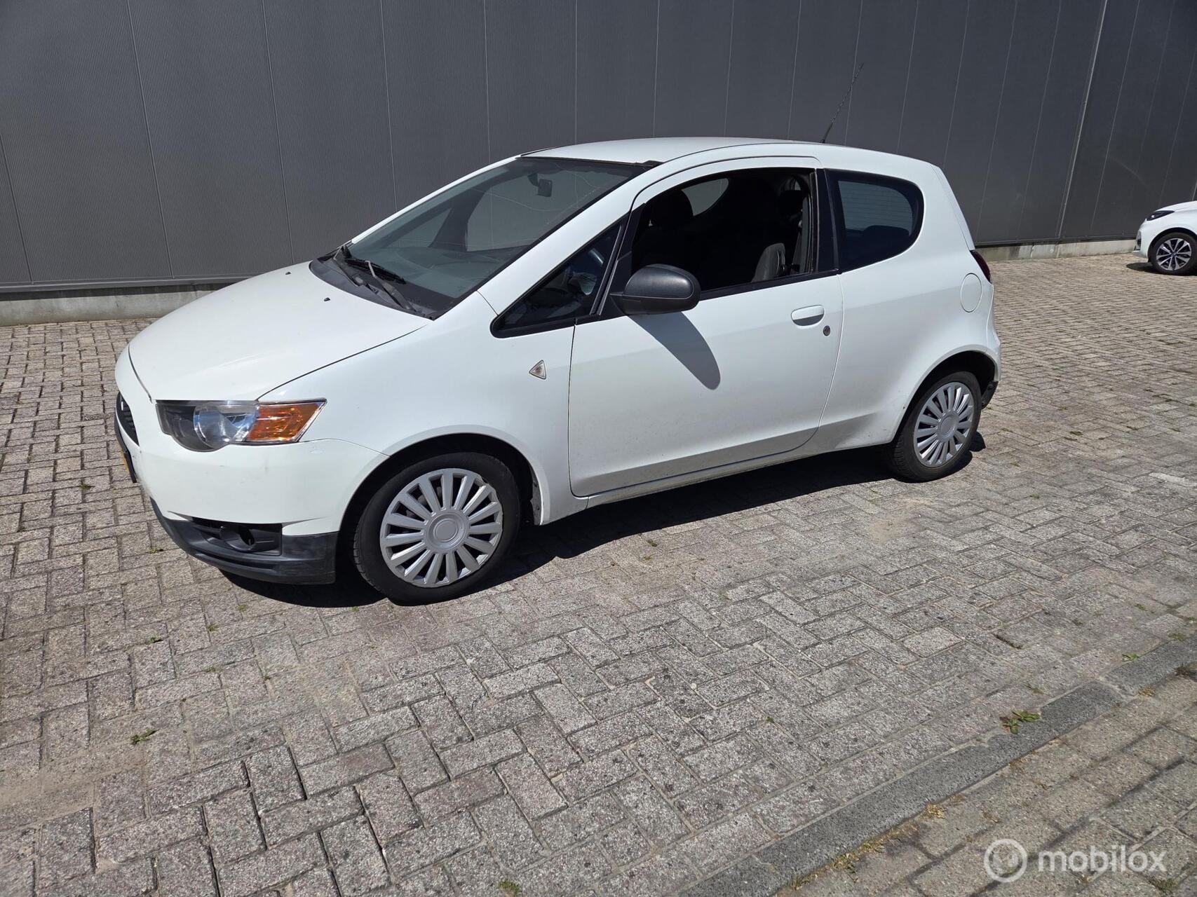 Foto van MITSUBISHI MITSUBISHI COLT