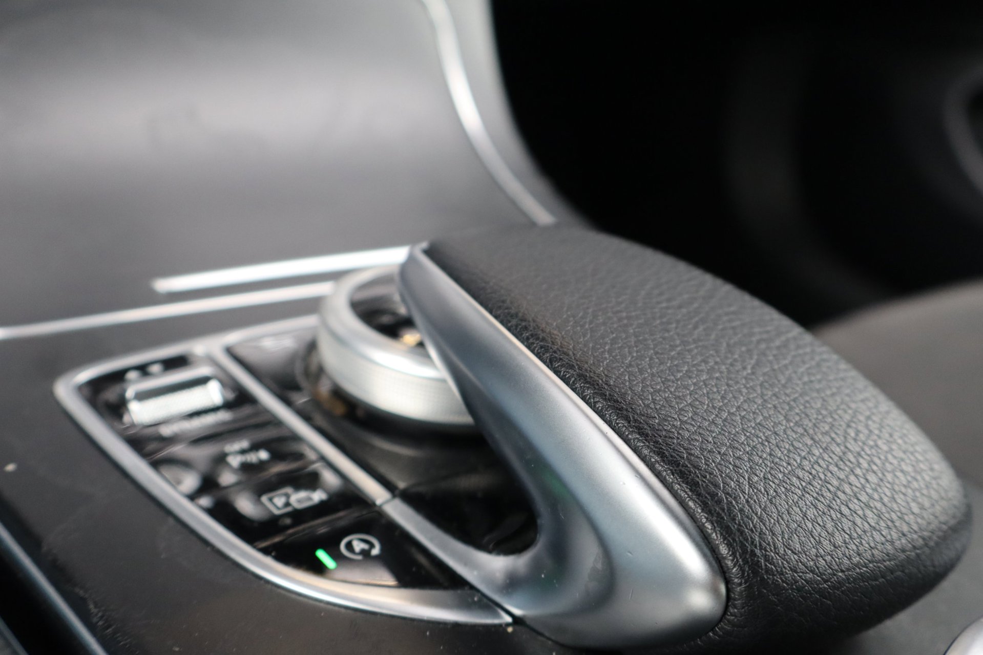 Foto van Mercedes-Benz C 200