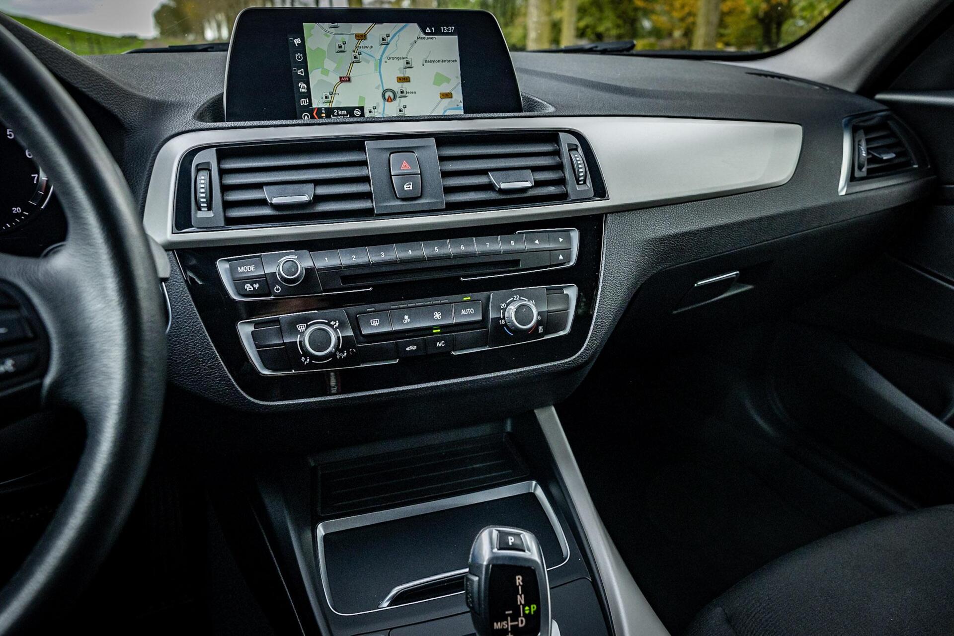 Foto van BMW 118i