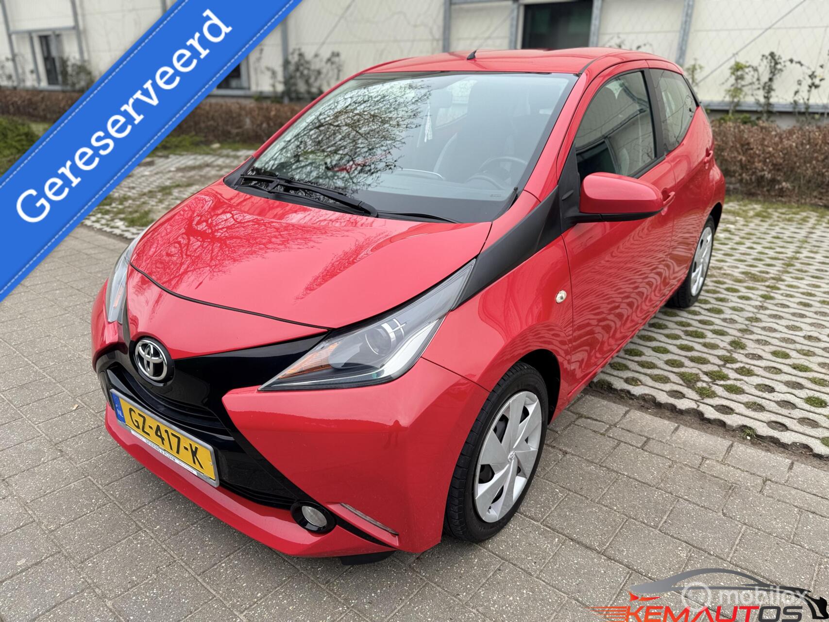 Toyota Toyota Aygo 1.0 VVT-i x-play✅CARPLAY✅✅NAP✅ 2015 - voorkant