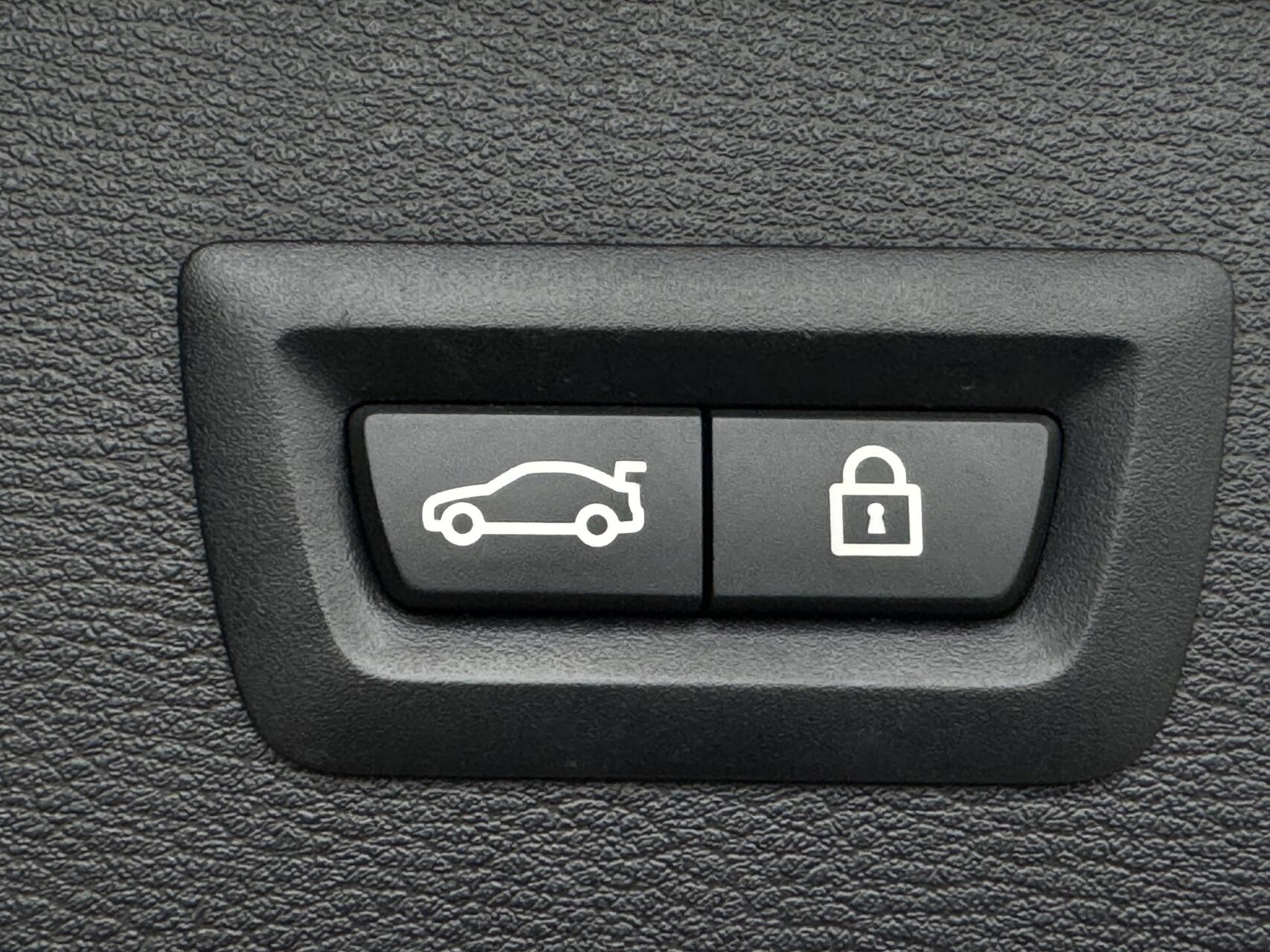 Foto van BMW X1 Sdrive18i