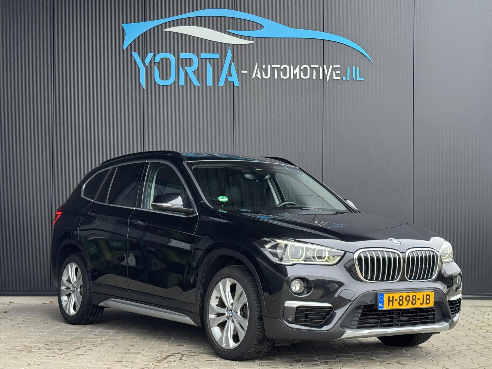 Foto van BMW X1 Sdrive18i