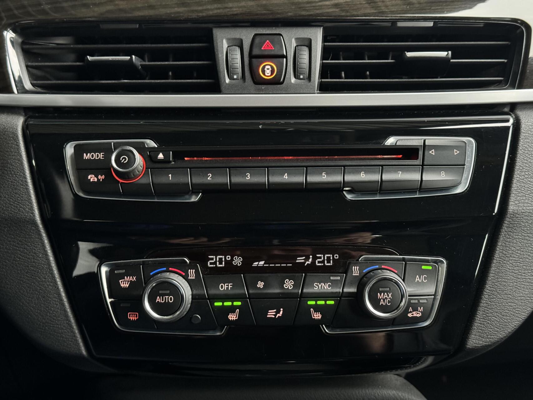 Foto van BMW X1 Sdrive18i