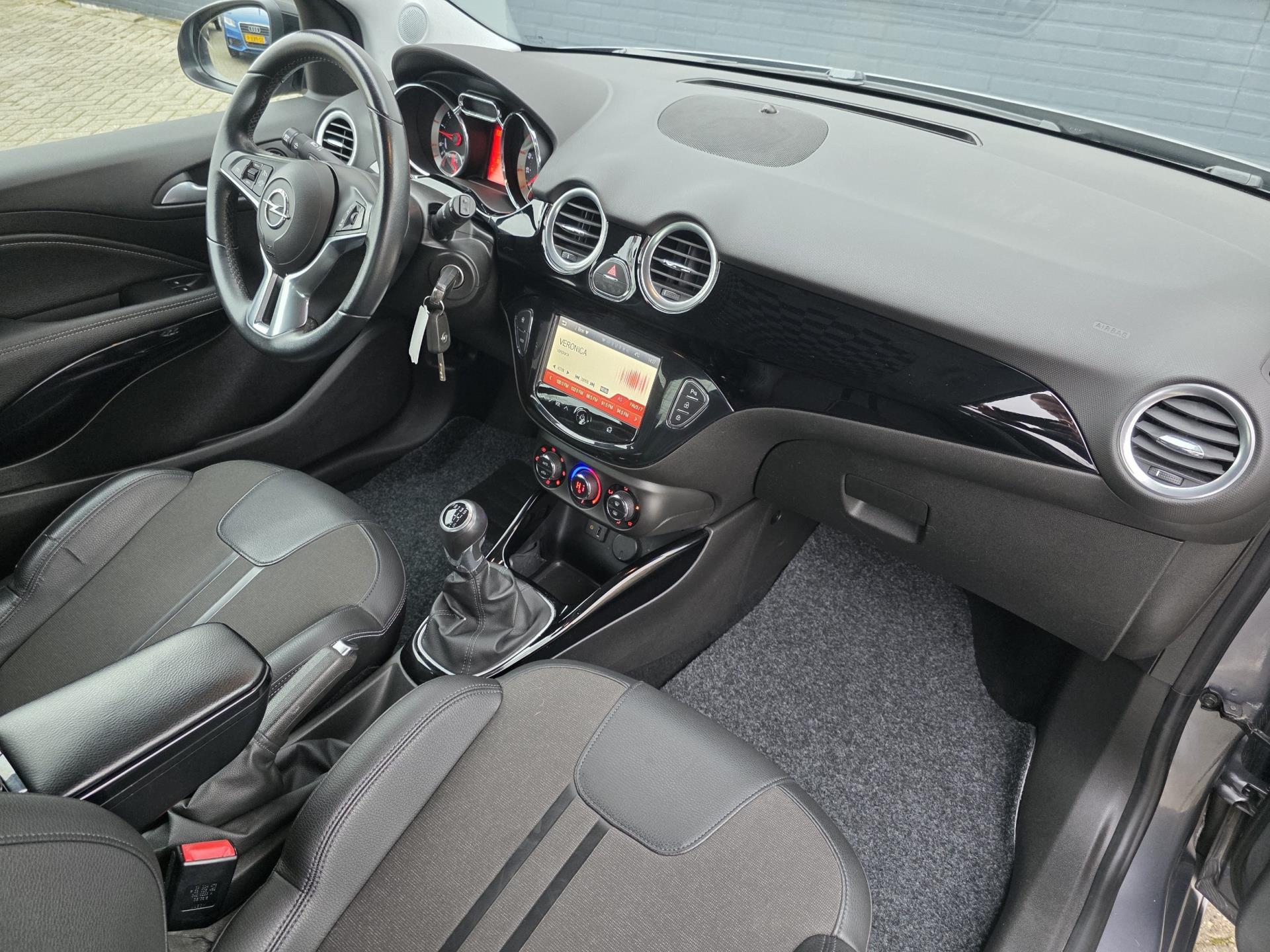 Foto van Opel Adam
