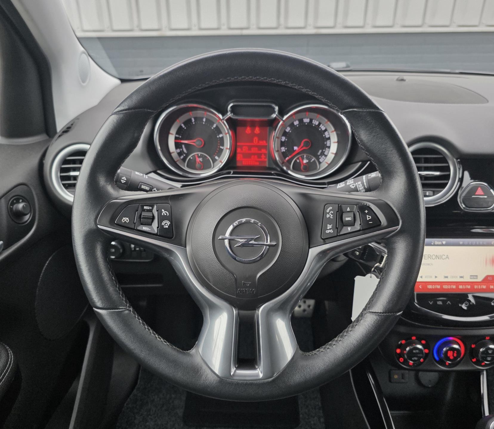 Foto van Opel Adam