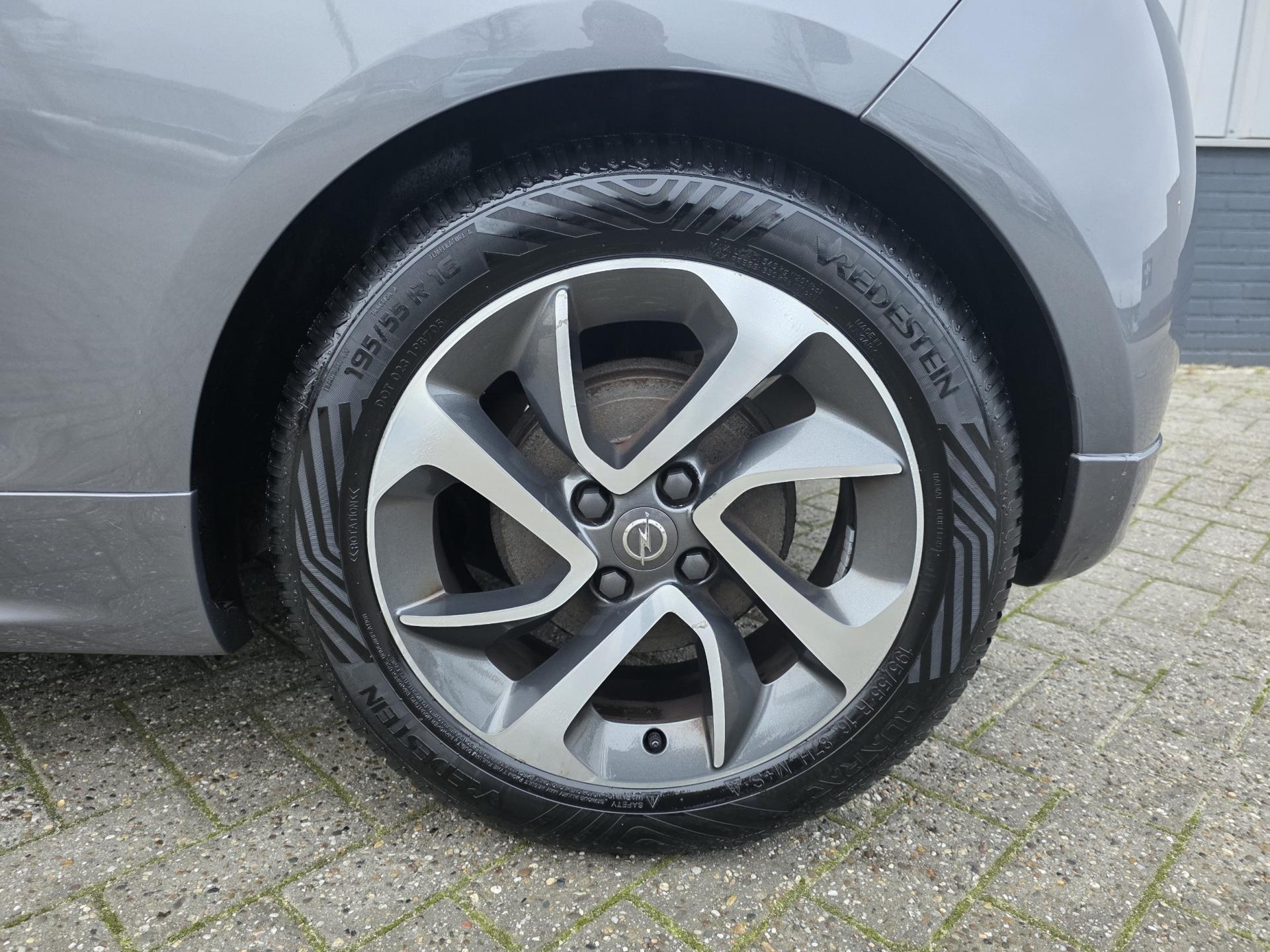 Foto van Opel Adam