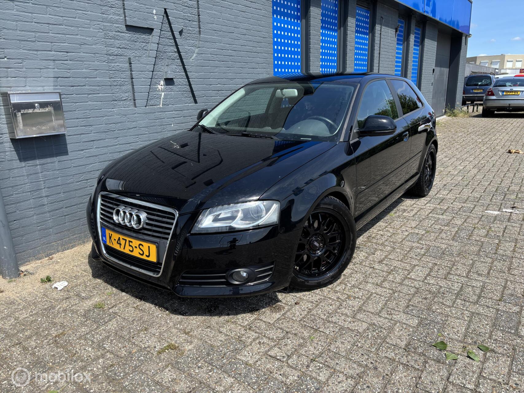 Audi Audi A3 1.4 TFSI Xenon Led Alcantara Stoelv. Nieuwe APK! 2009 - voorkant
