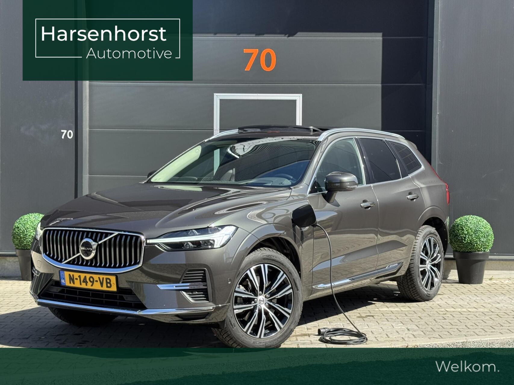 Volvo Xc60 2.0 T6 Plug-in hybrid AWD Inscription Exclusive | Panoramadak | Semi-elektrische trekhaak | Head-up | 19 inch | Elektrisch verstelbare stoelen + geheugen | Google Maps | Harman / Kardon 2022 - voorkant