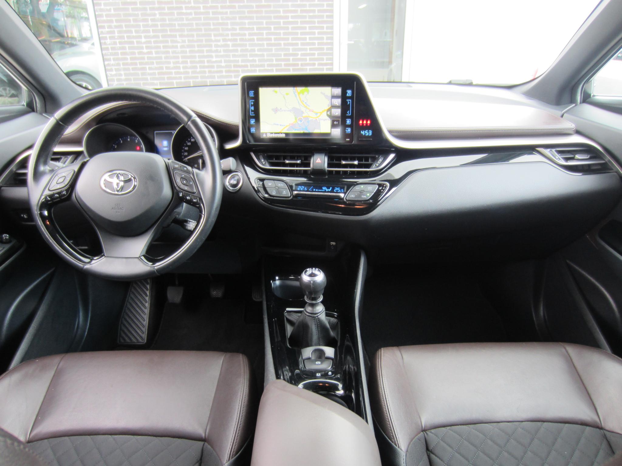 Foto van Toyota Toyota C-hr