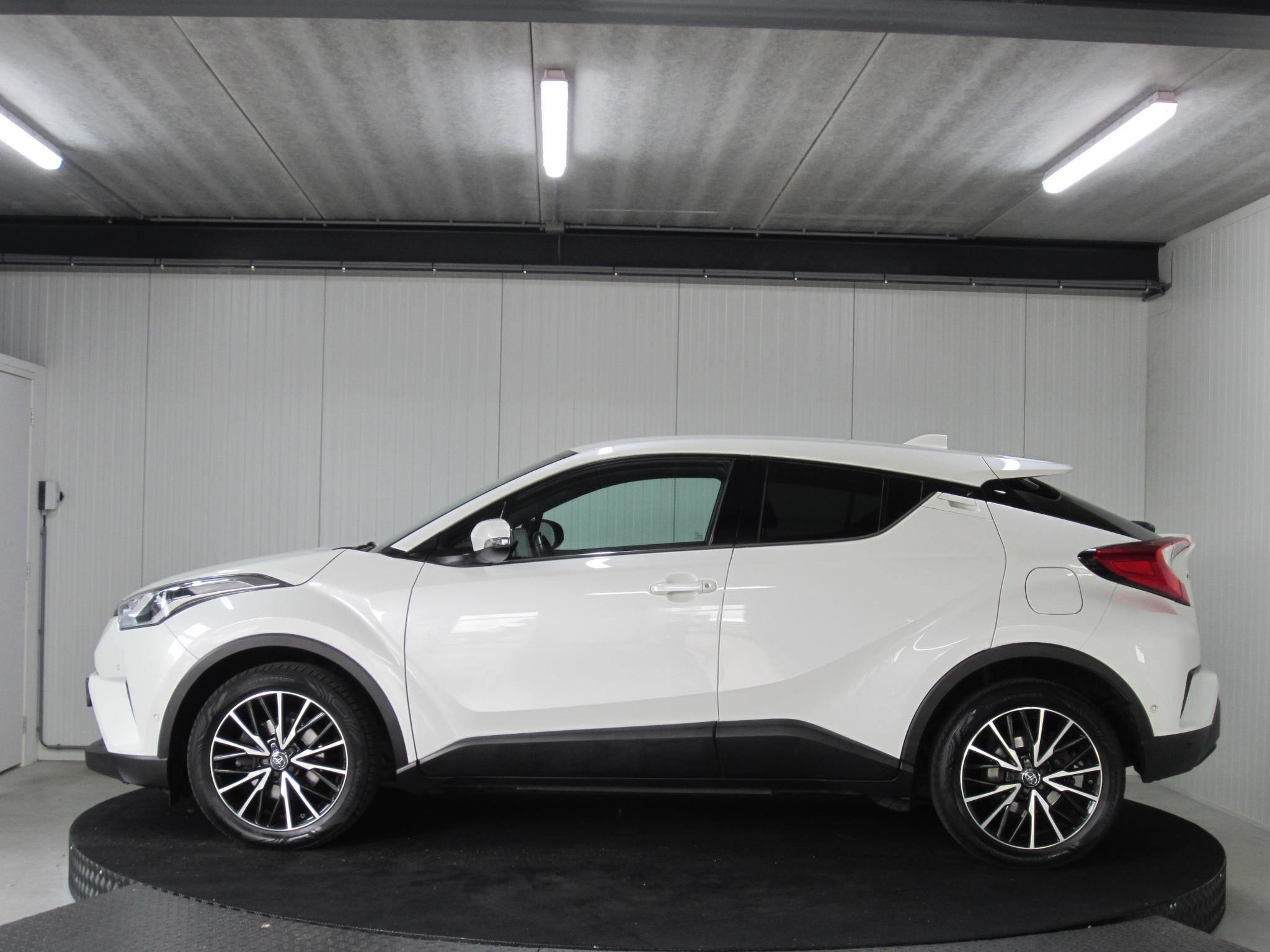 Foto van Toyota Toyota C-hr