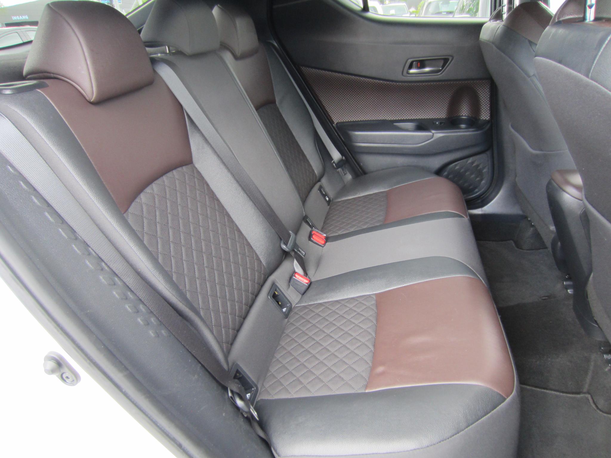 Foto van Toyota Toyota C-hr