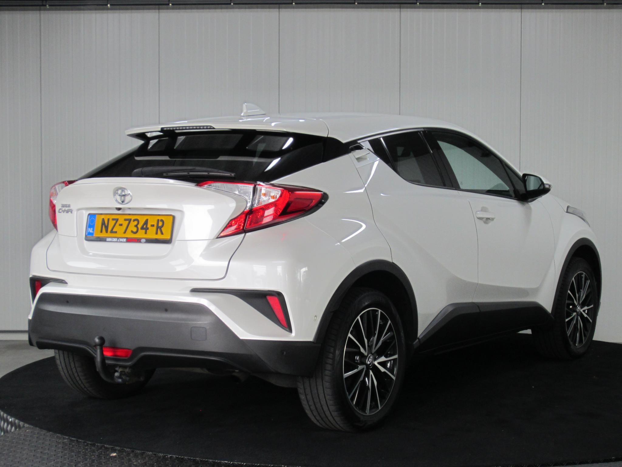 Foto van Toyota Toyota C-hr