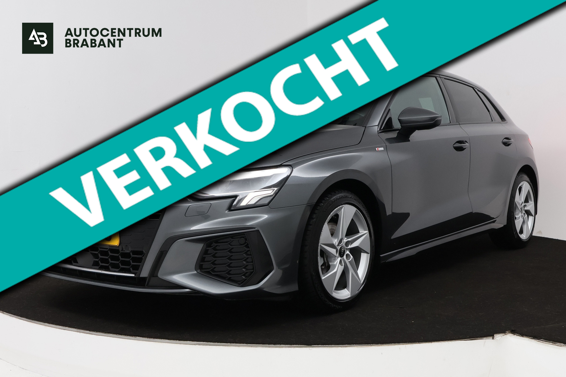 Audi A3 30 TFSI S edition (DIGITALE COCKPIT, CRUISE CONTROL ADAPTIEF, NAVIGATIE, PARKEERSENSOREN) 2022 - voorkant