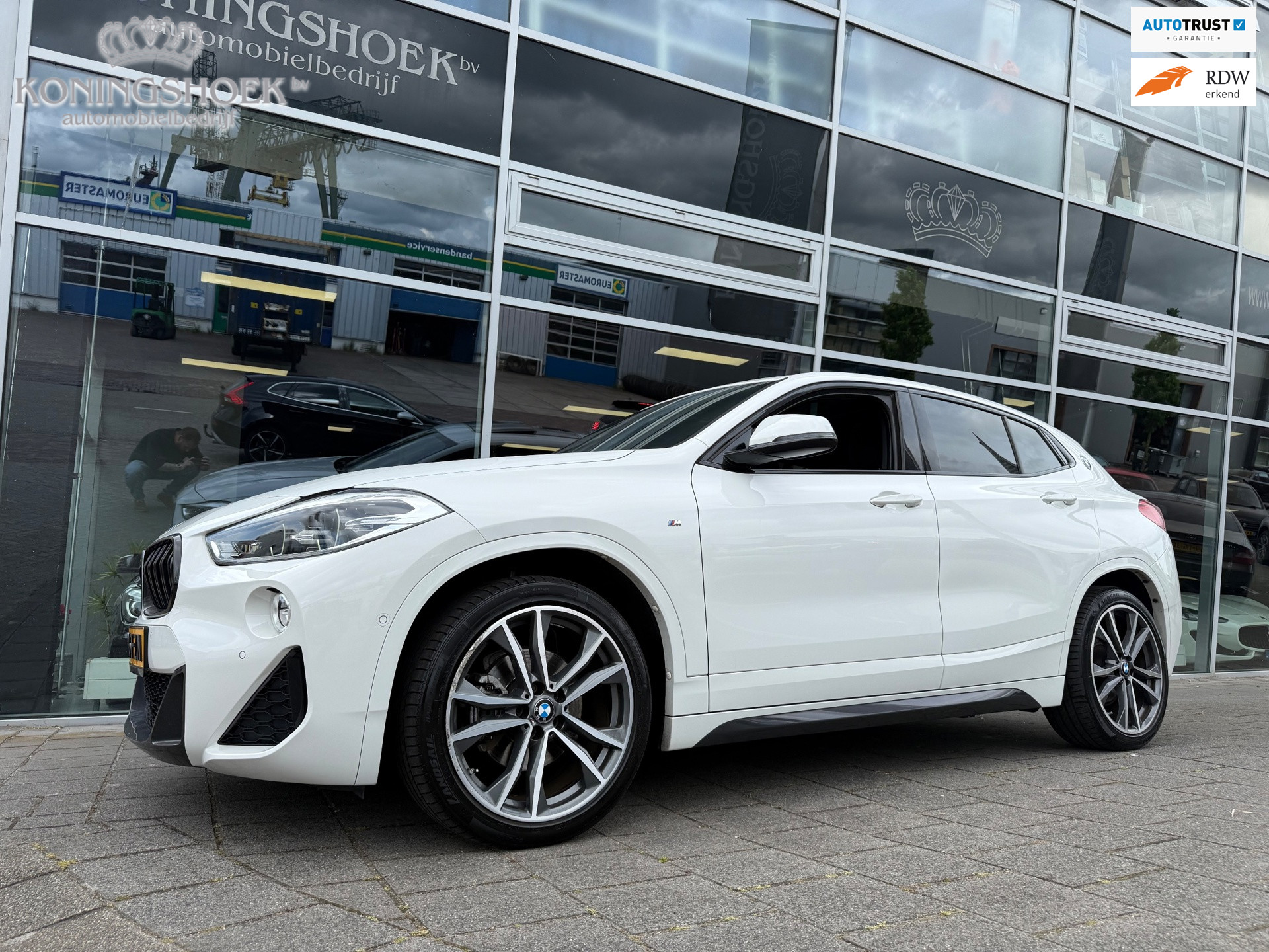 Foto van BMW X2 SDRIVE18I