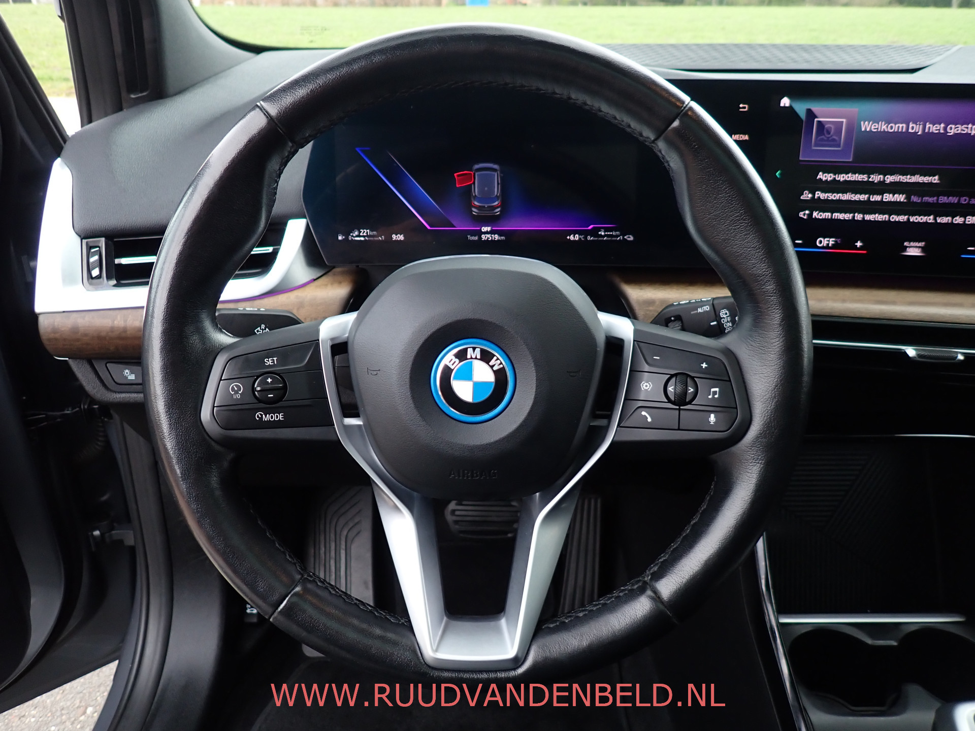 Foto van BMW 225e xDrive Active Tourer