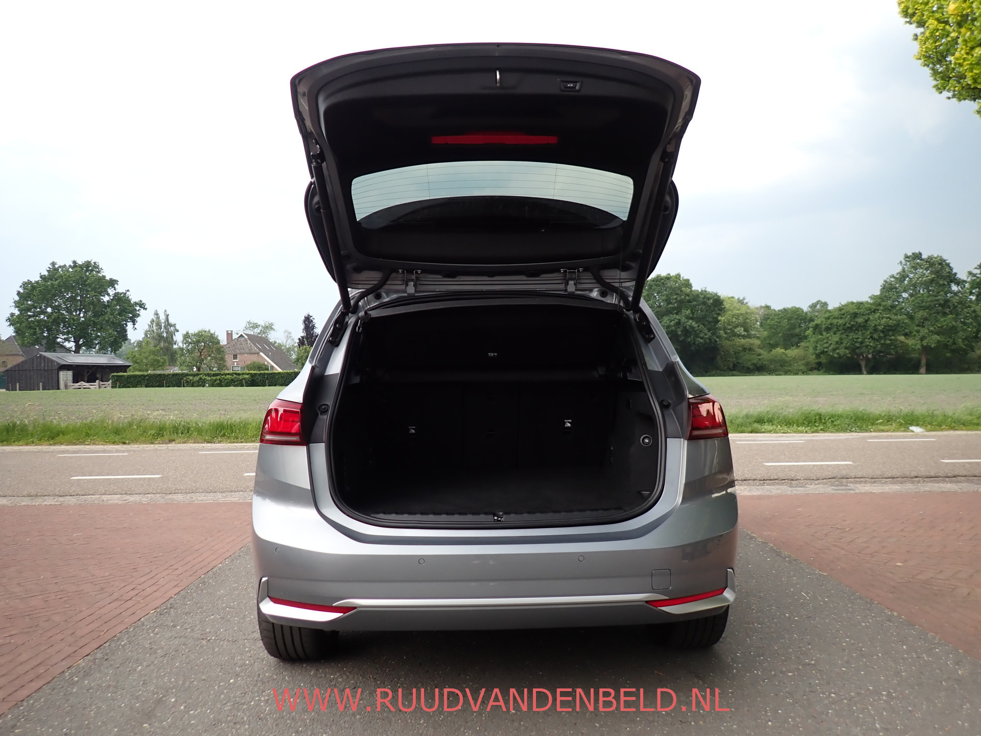 Foto van BMW 225e xDrive Active Tourer