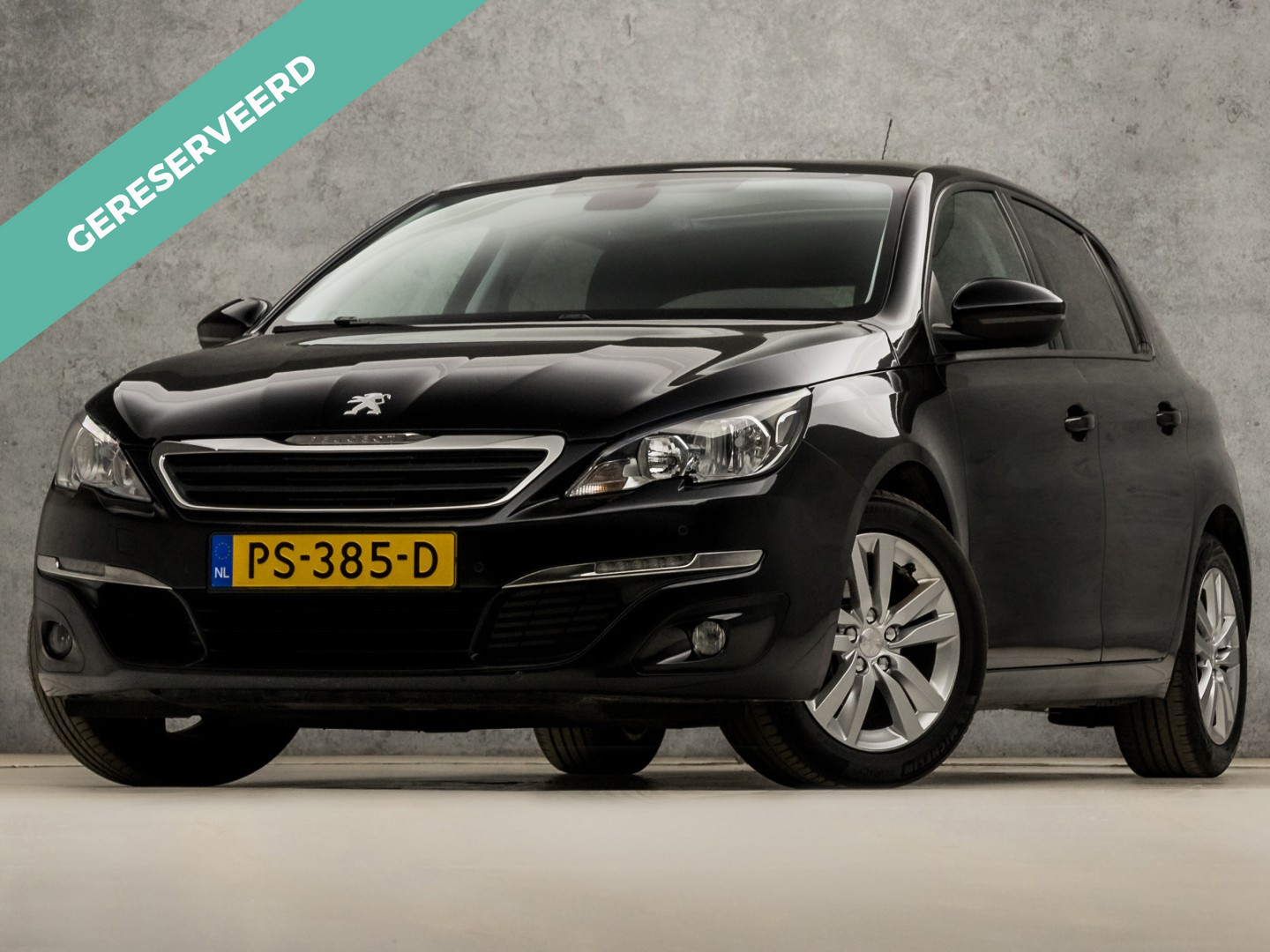 Peugeot 308 1.2 PureTech Sport 2017 - voorkant