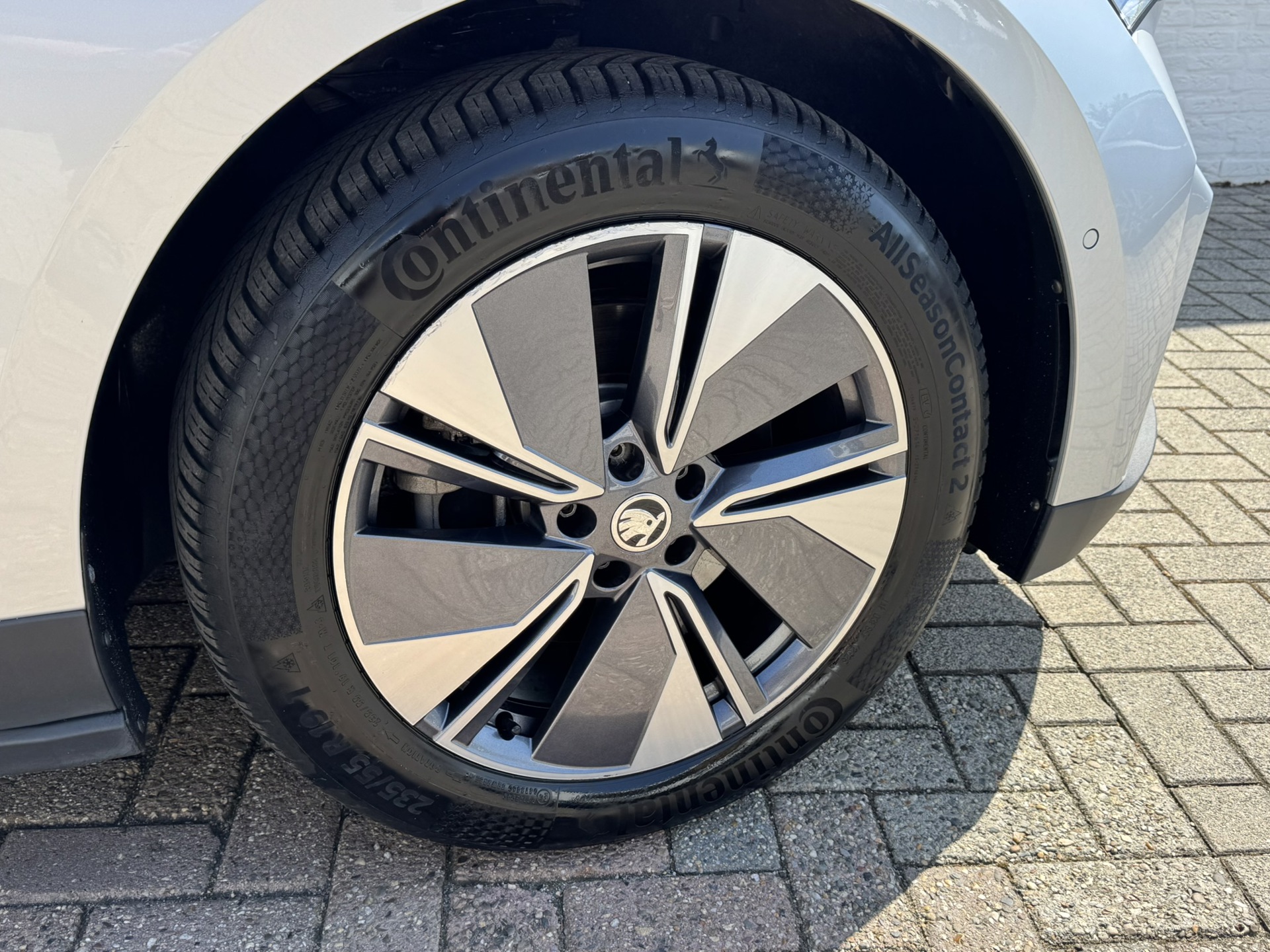 Foto van Skoda Enyaq 80