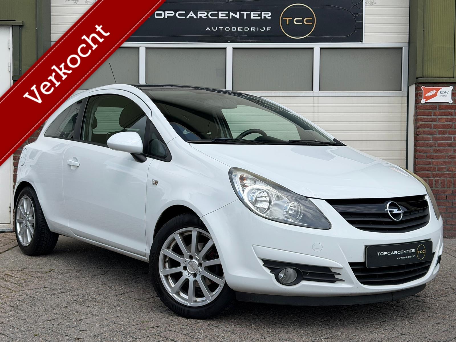 Opel Corsa 1.4-16V Edition/AIRCO/APK/INRUILKOOPJE 2009 - voorkant