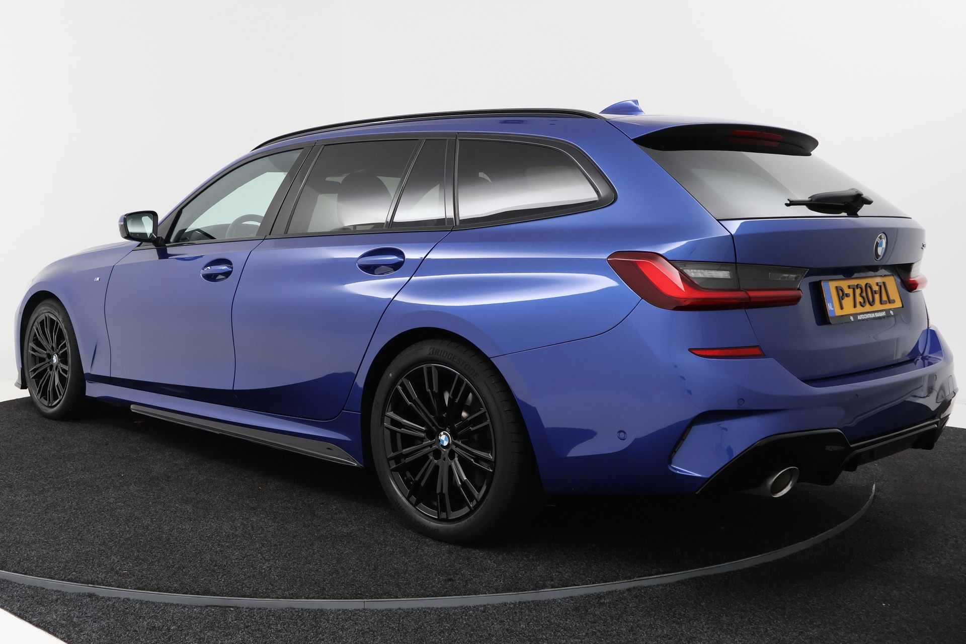 Foto van BMW 330i