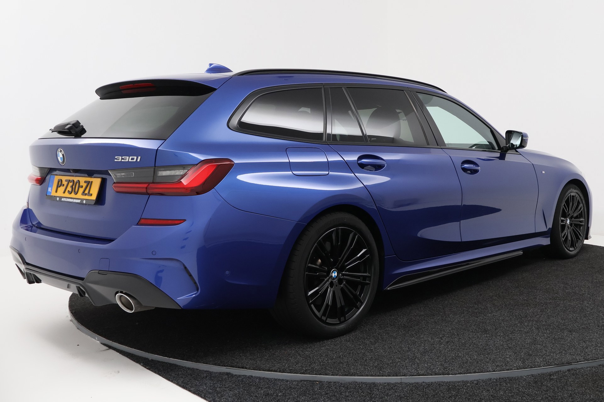 Foto van BMW 330i