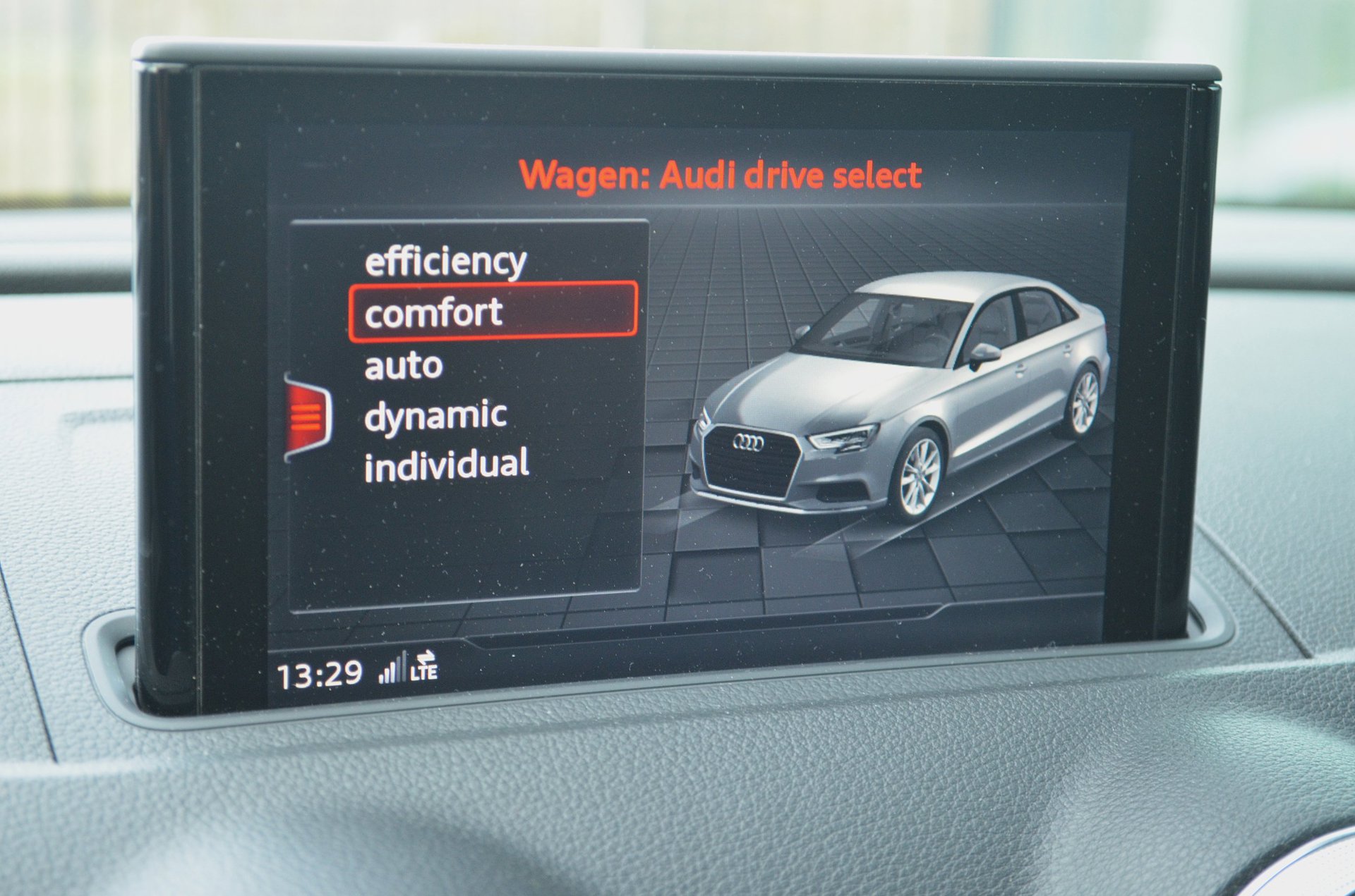 Foto van Audi A3 Limousine