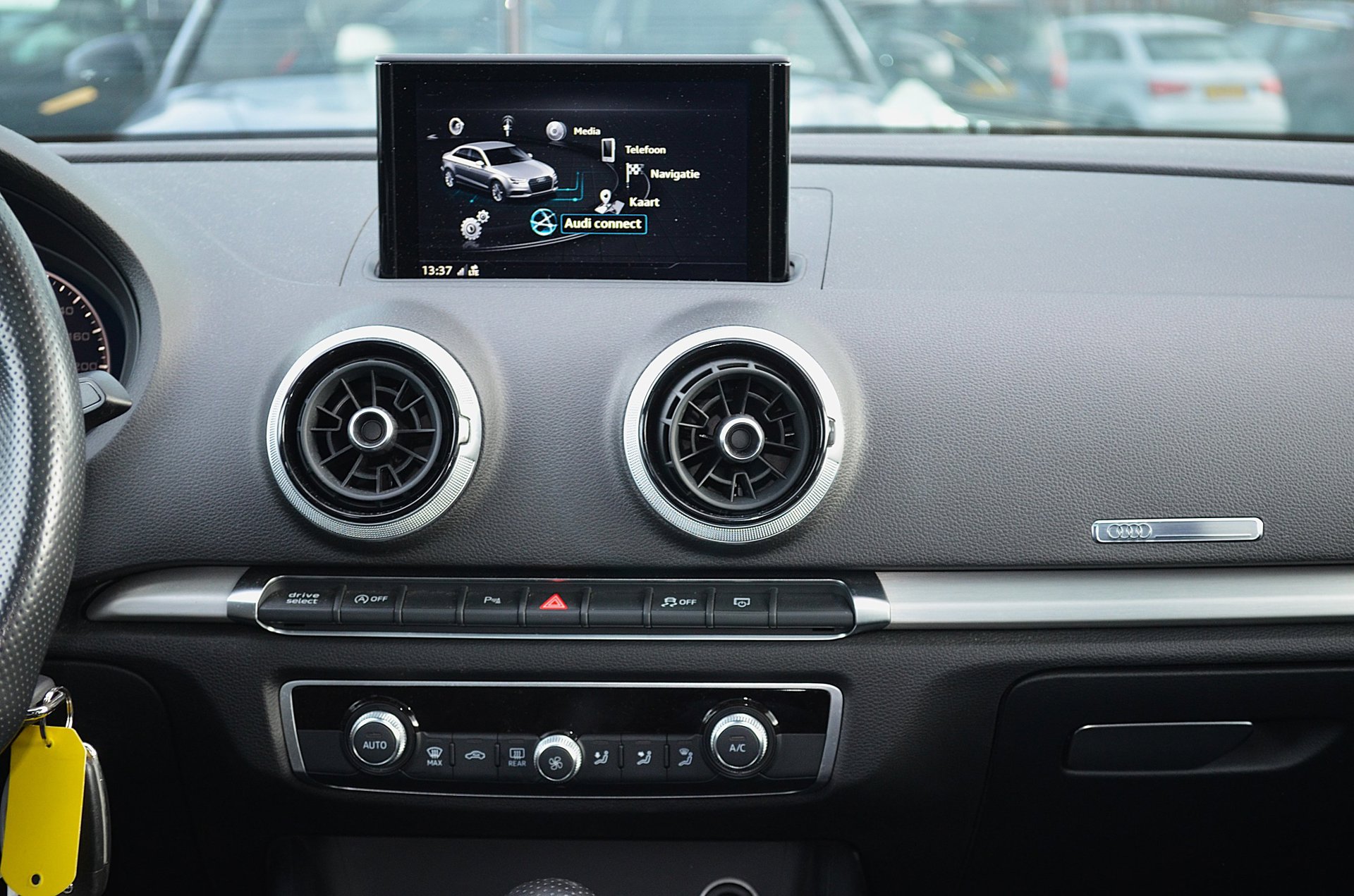 Foto van Audi A3 Limousine