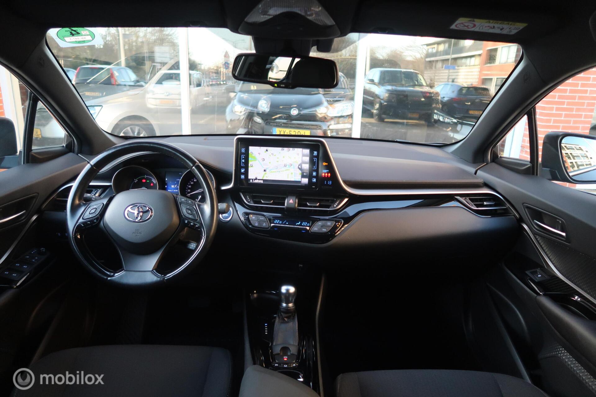 Foto van Toyota Toyota C-hr