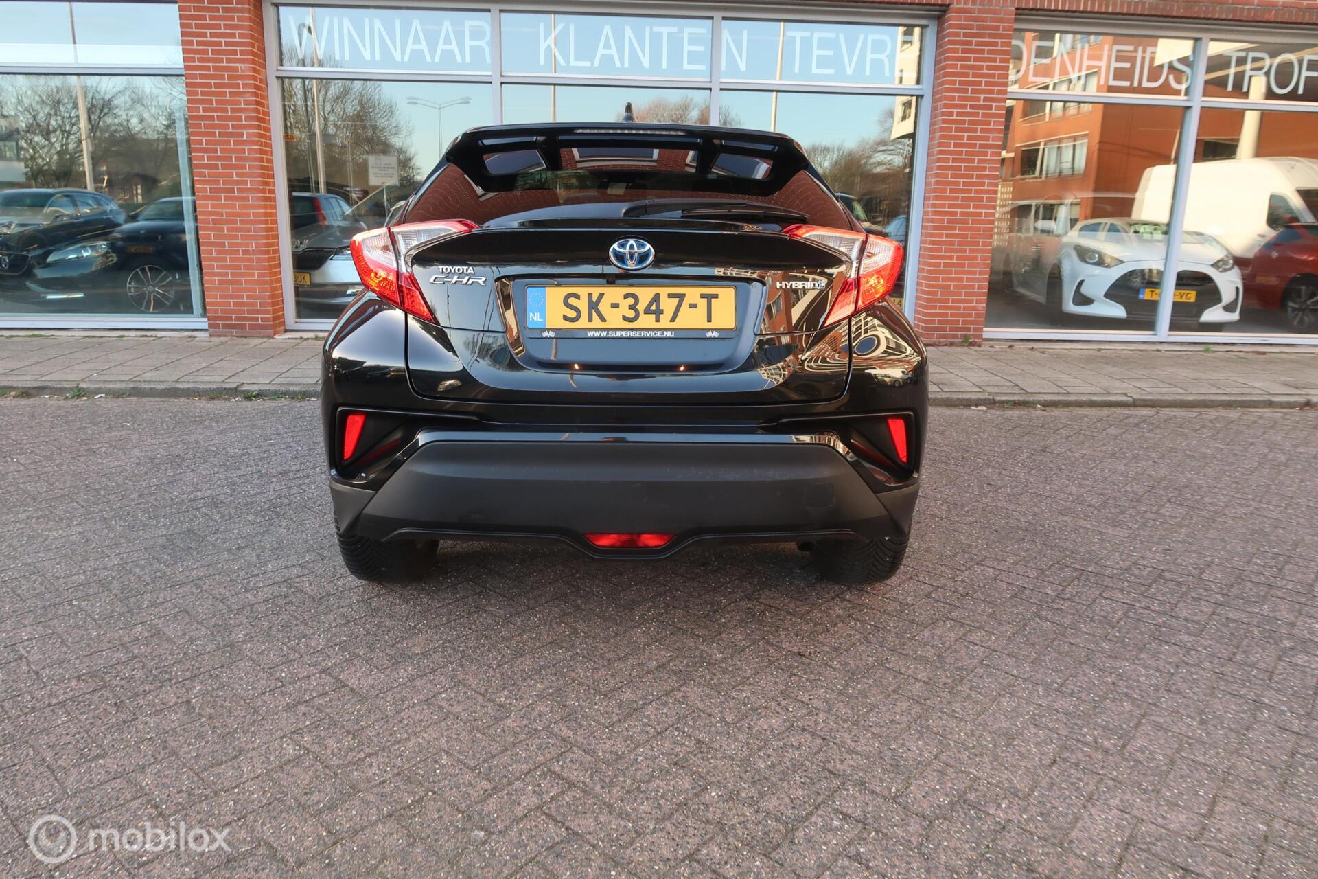 Foto van Toyota Toyota C-hr