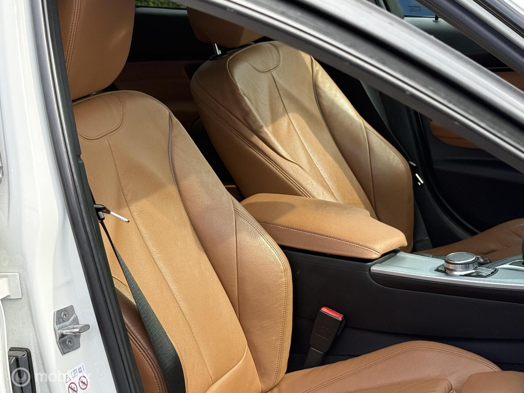 Foto van BMW 318i