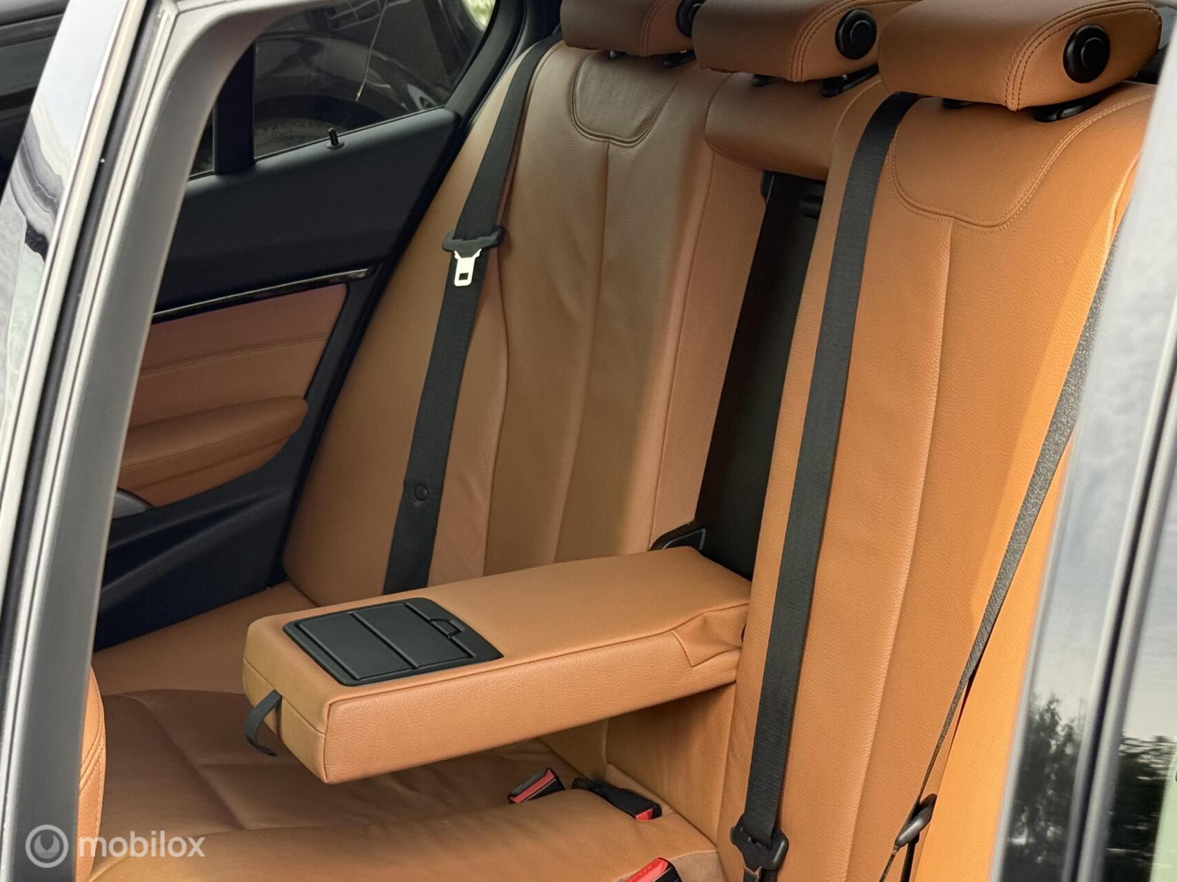 Foto van BMW 318i