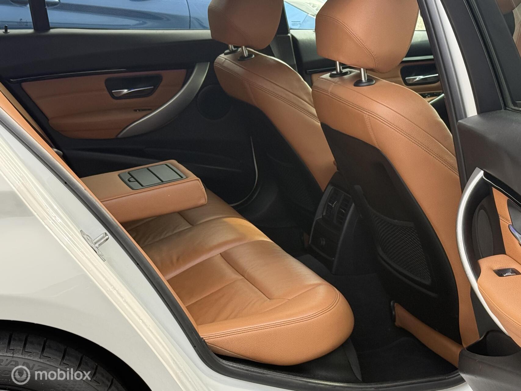 Foto van BMW 318i