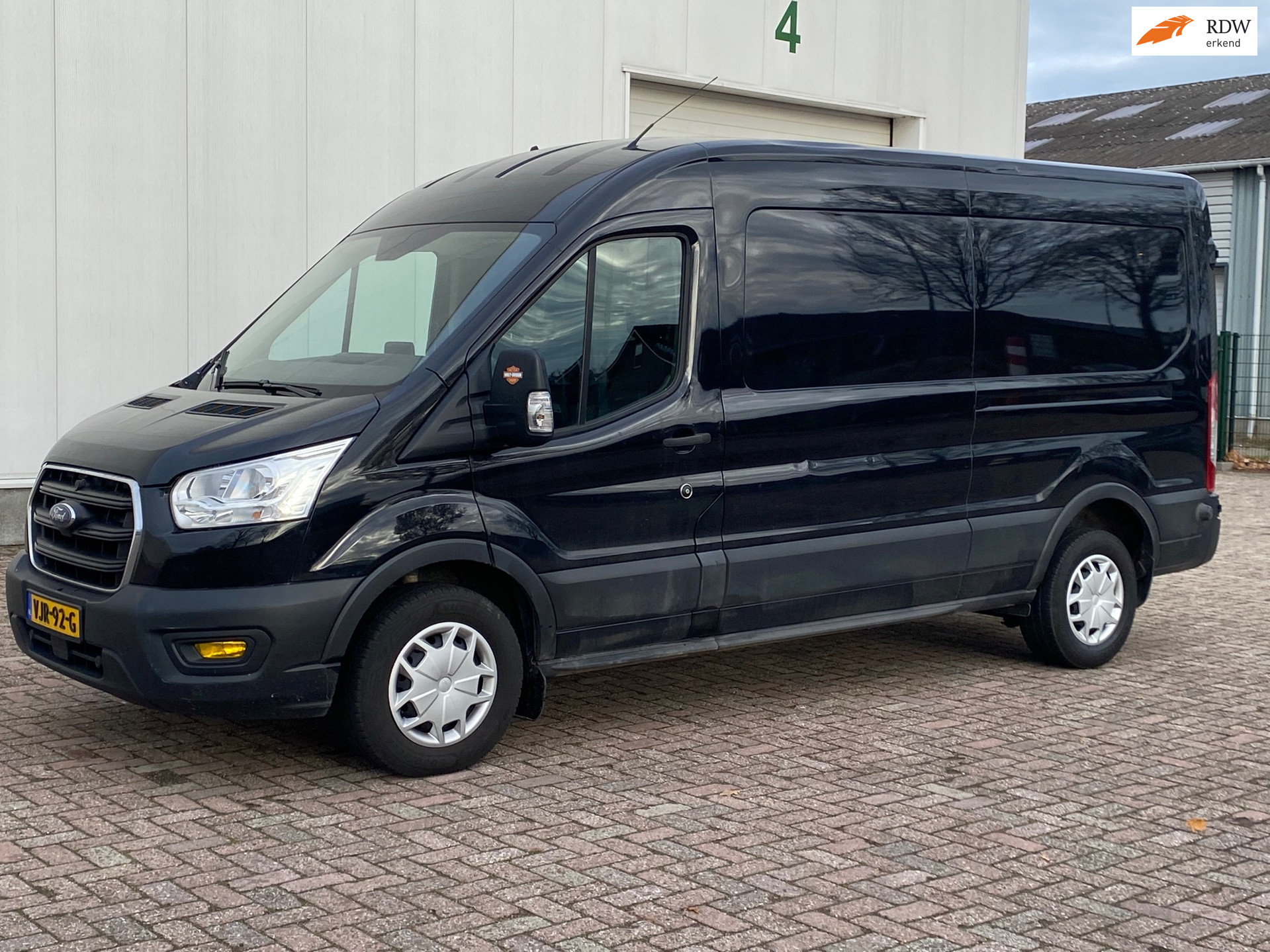 Ford Transit 350 2.0 TDCI L3H2 Trend 2021 - voorkant