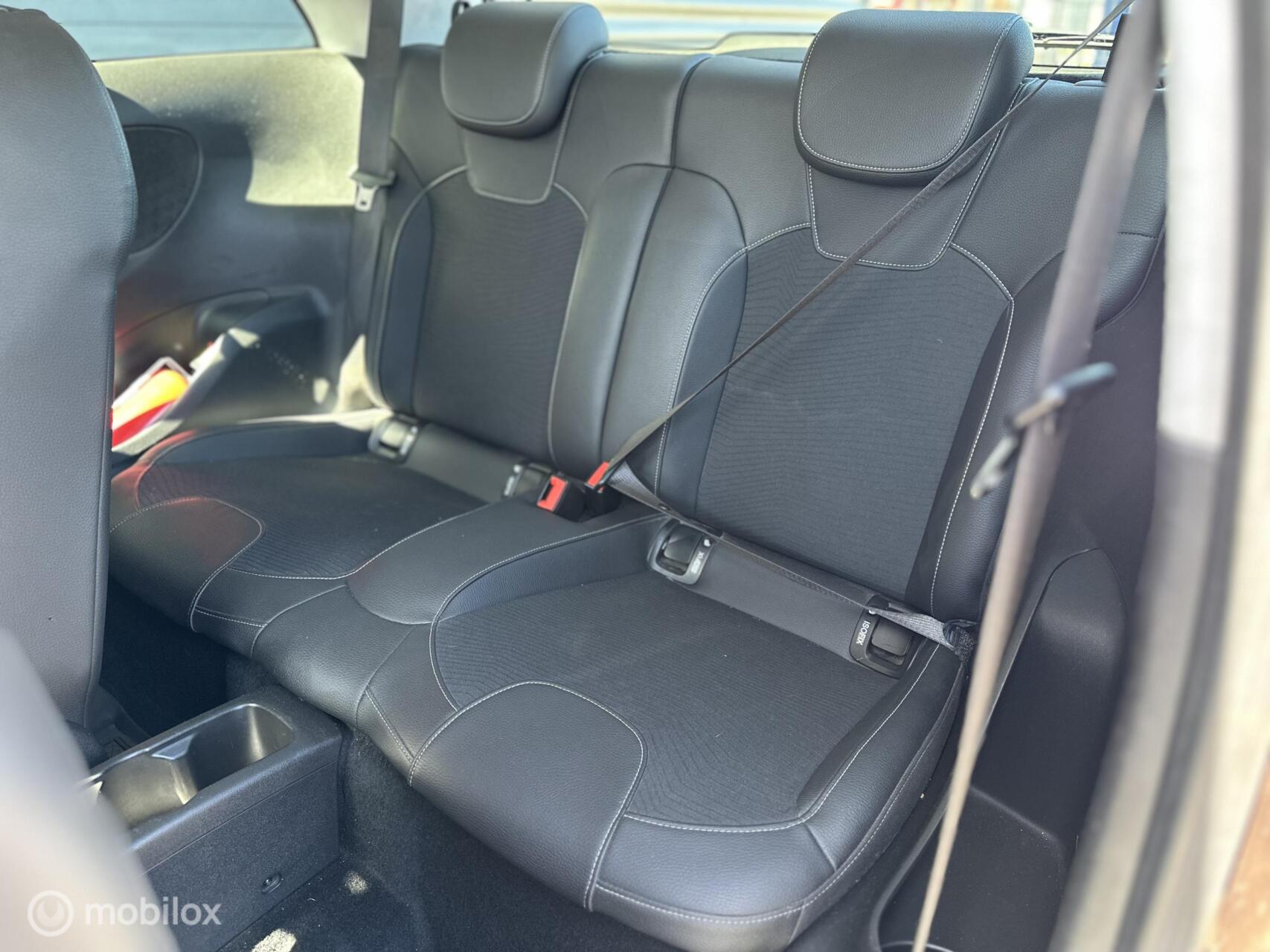 Foto van Opel Adam